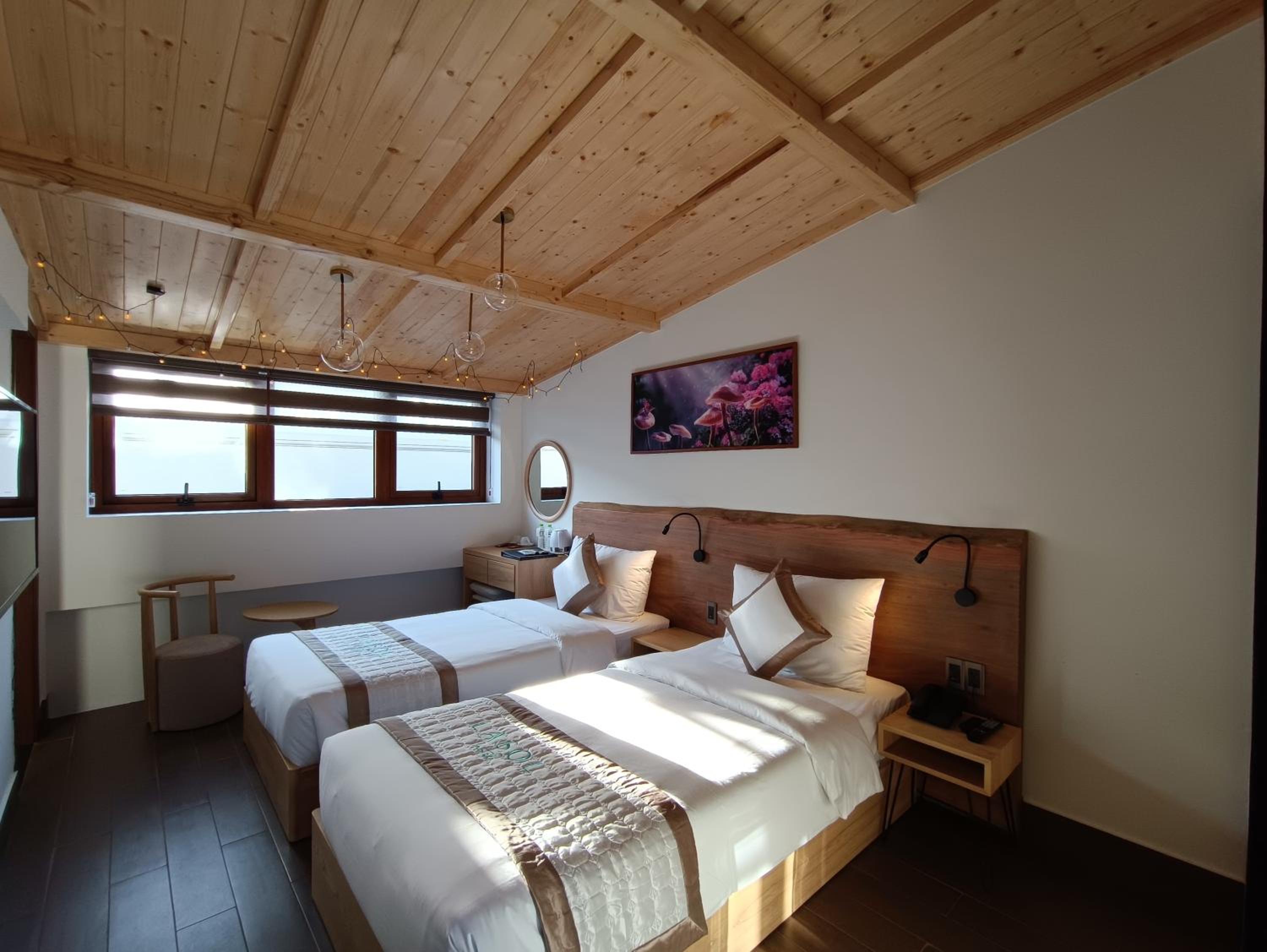 Superior Twin Room - Photo 3