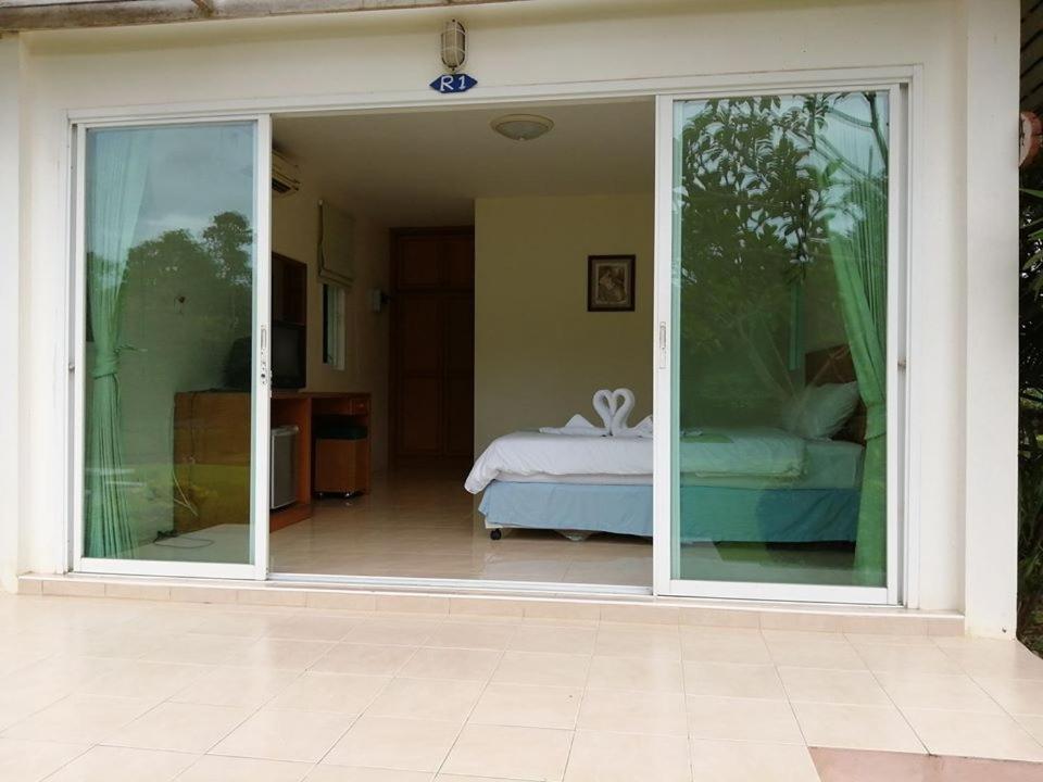 Double Room - Photo 7