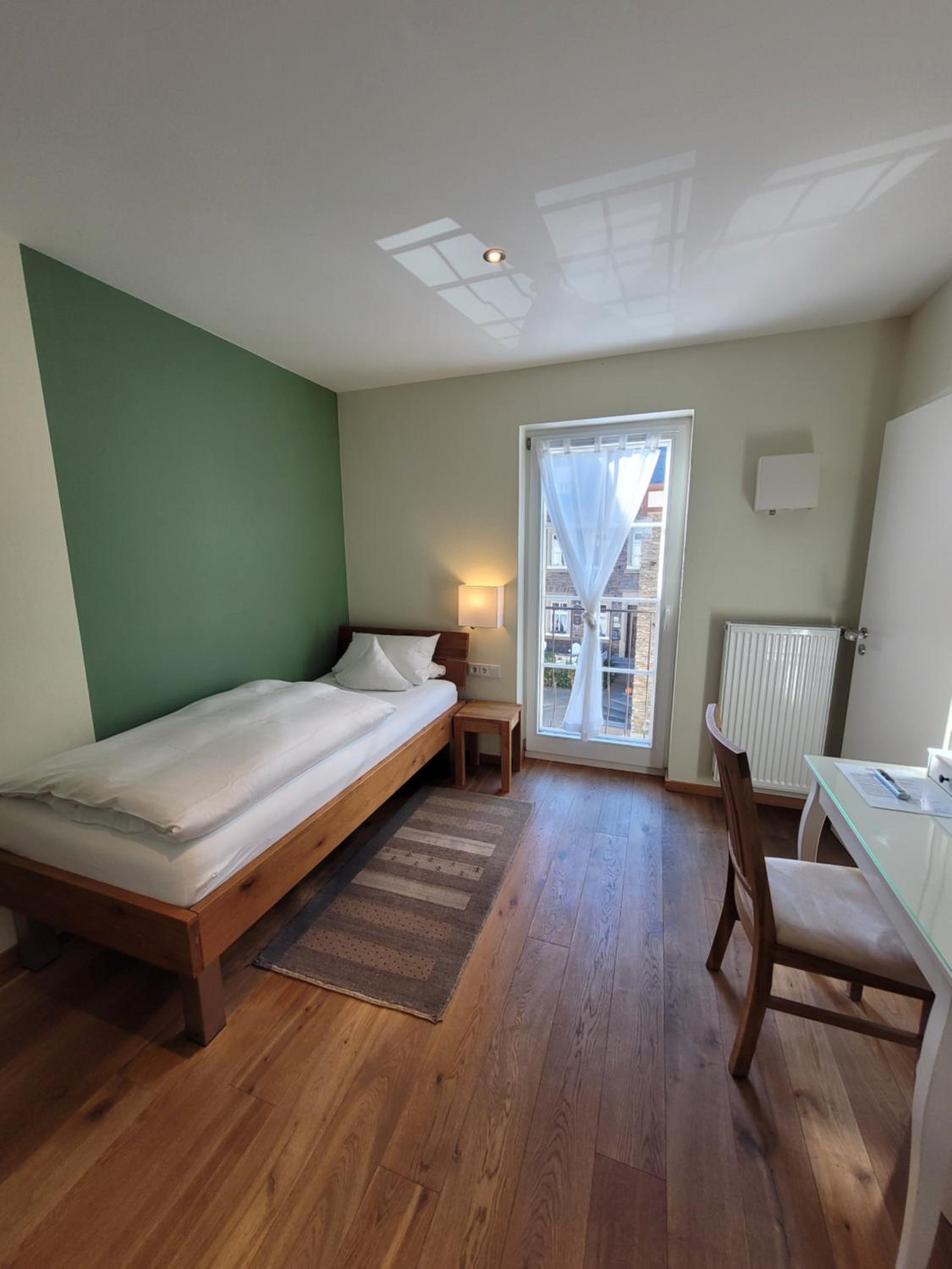 Single Room photo 1