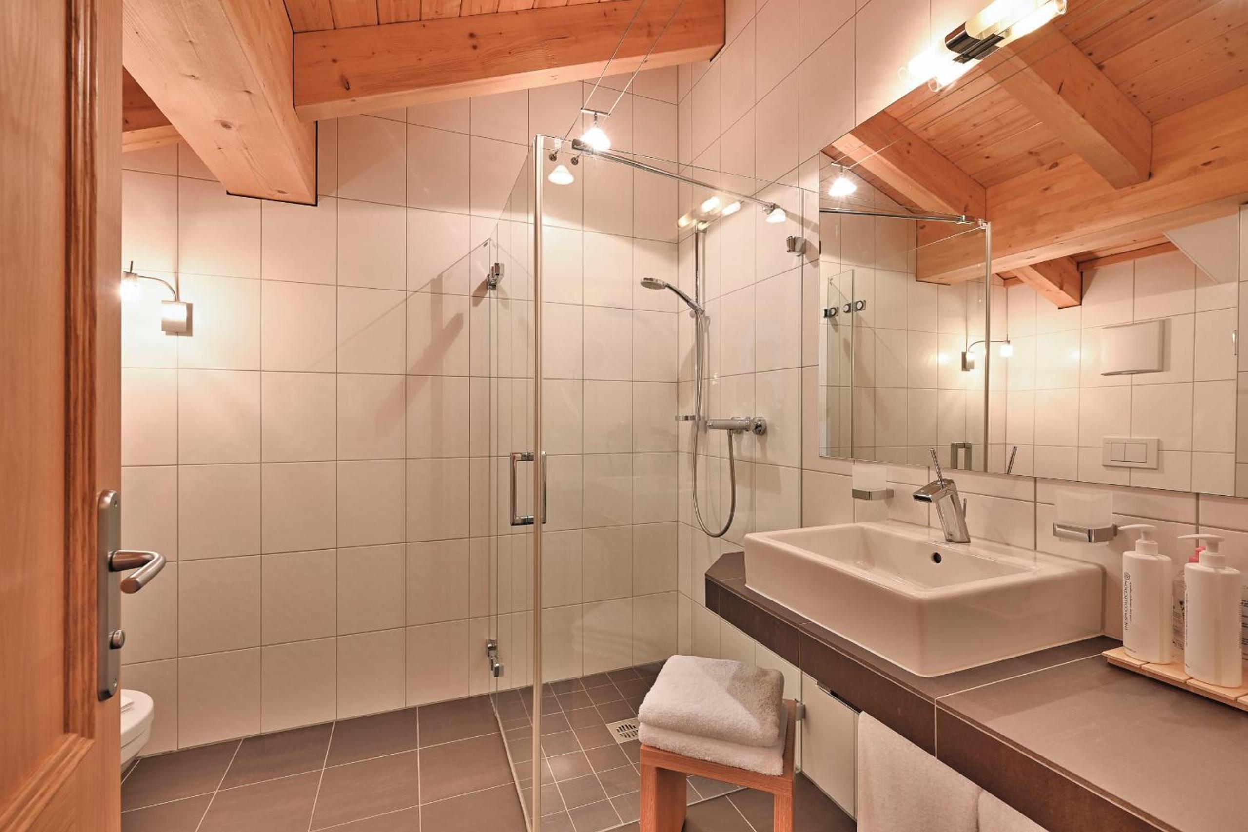 Apartment (4-6 Adults) photo 2