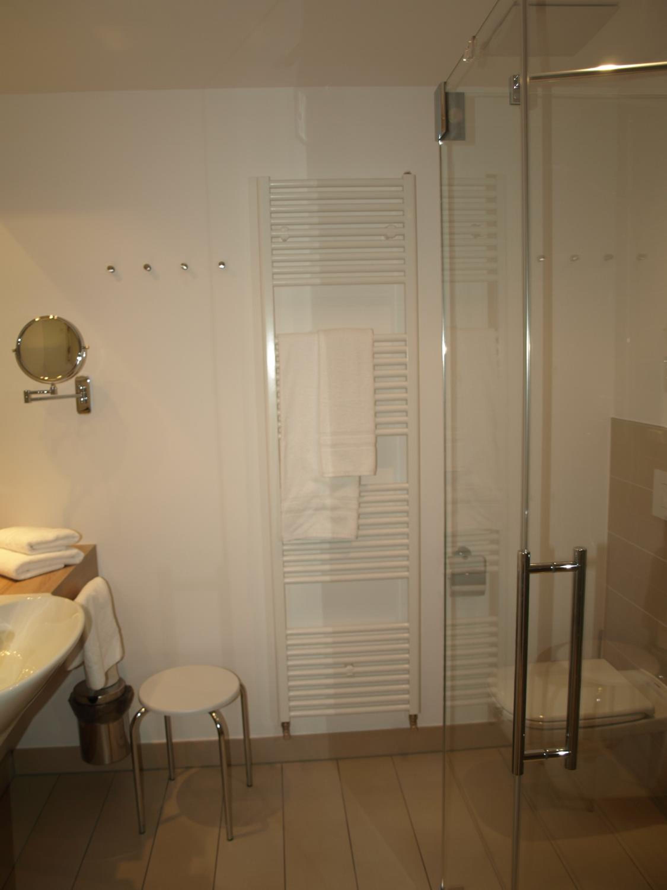Premium Double Room With Lake View photo 3