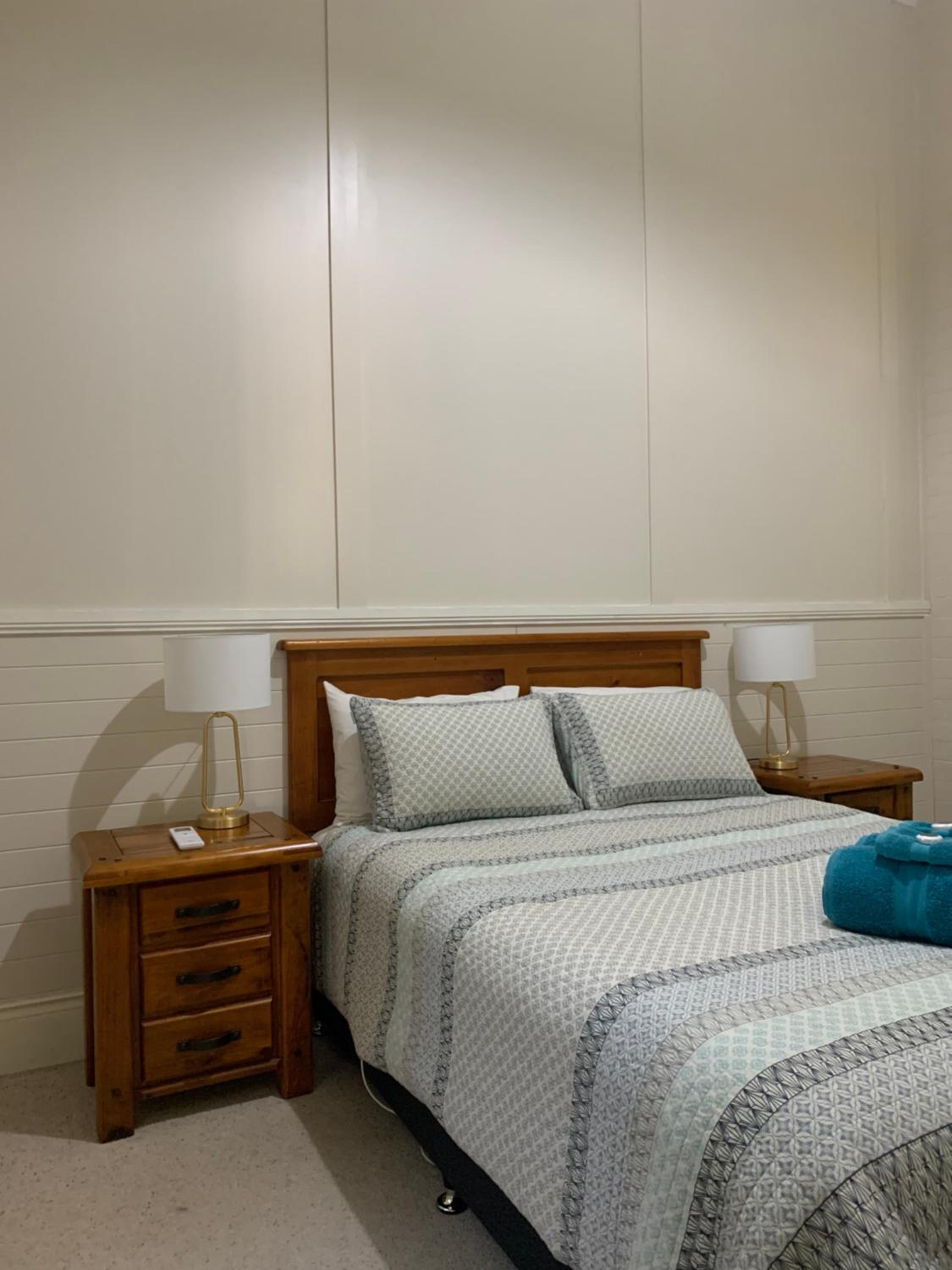 Apartment on Pine - Photo 4