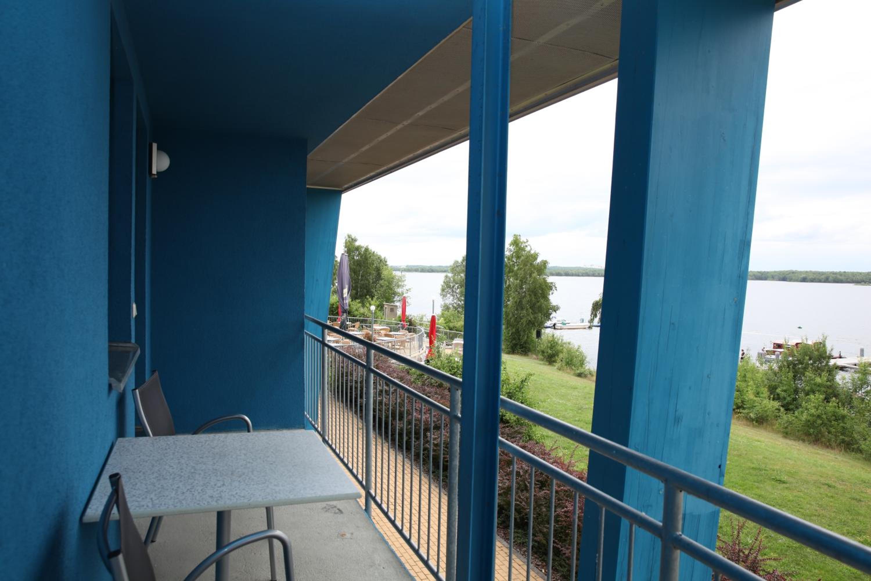 Double Room with Lake View photo 3