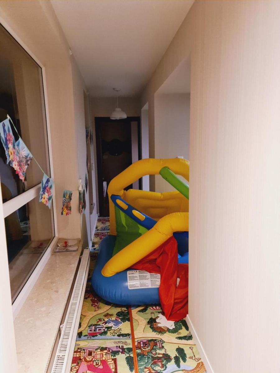 One-Bedroom Apartment - Photo 7