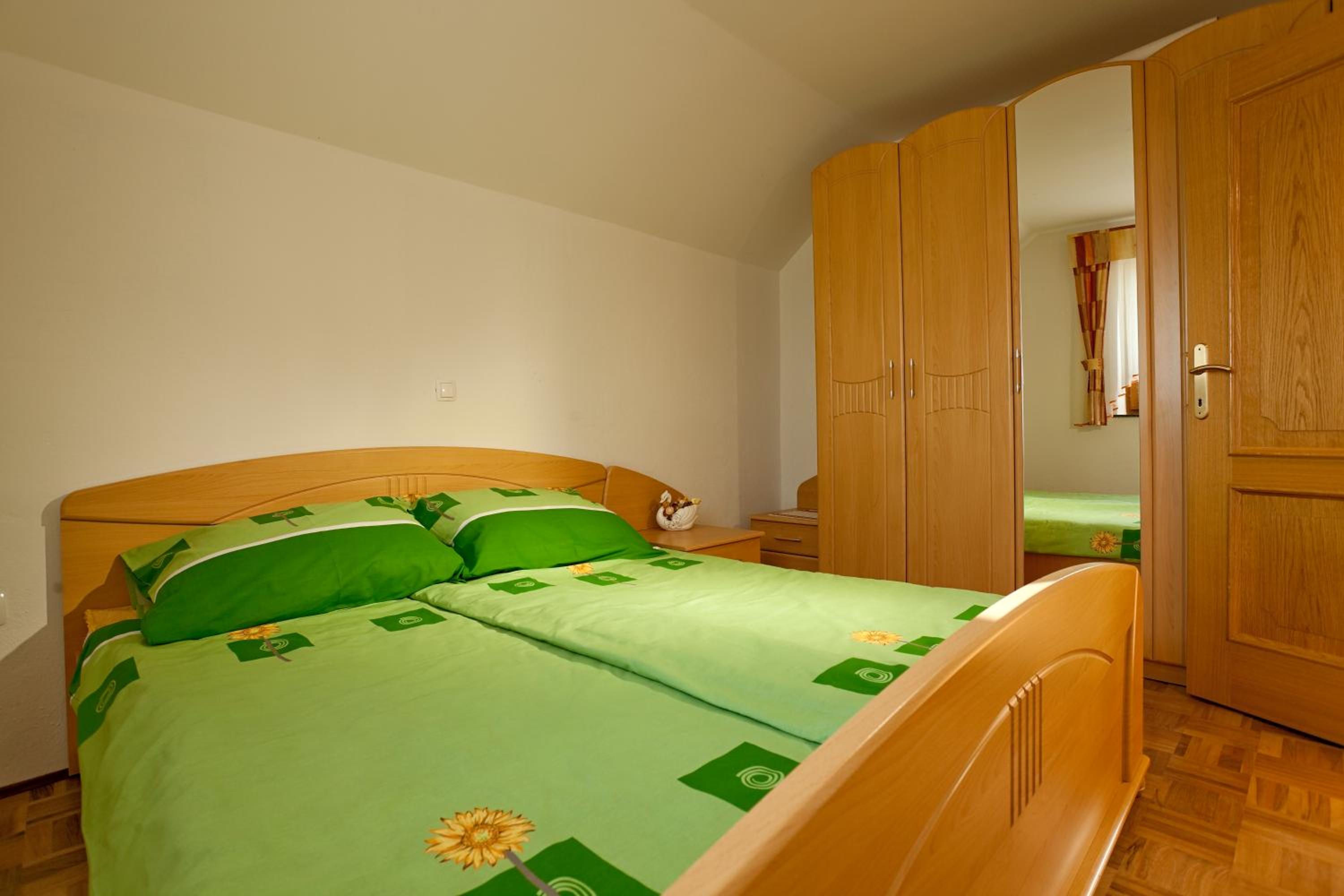 One-Bedroom Vacation Home with Balcony photo 1