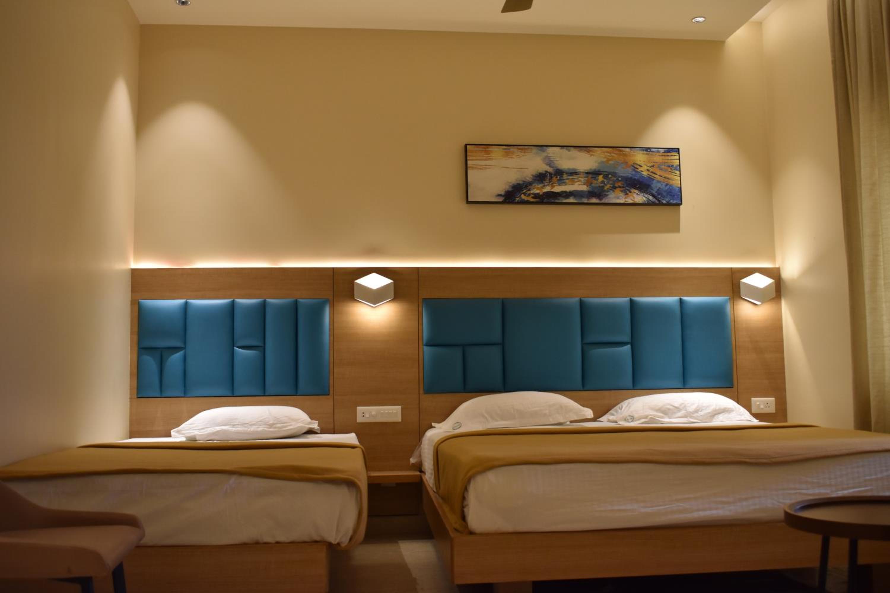Deluxe Triple Room