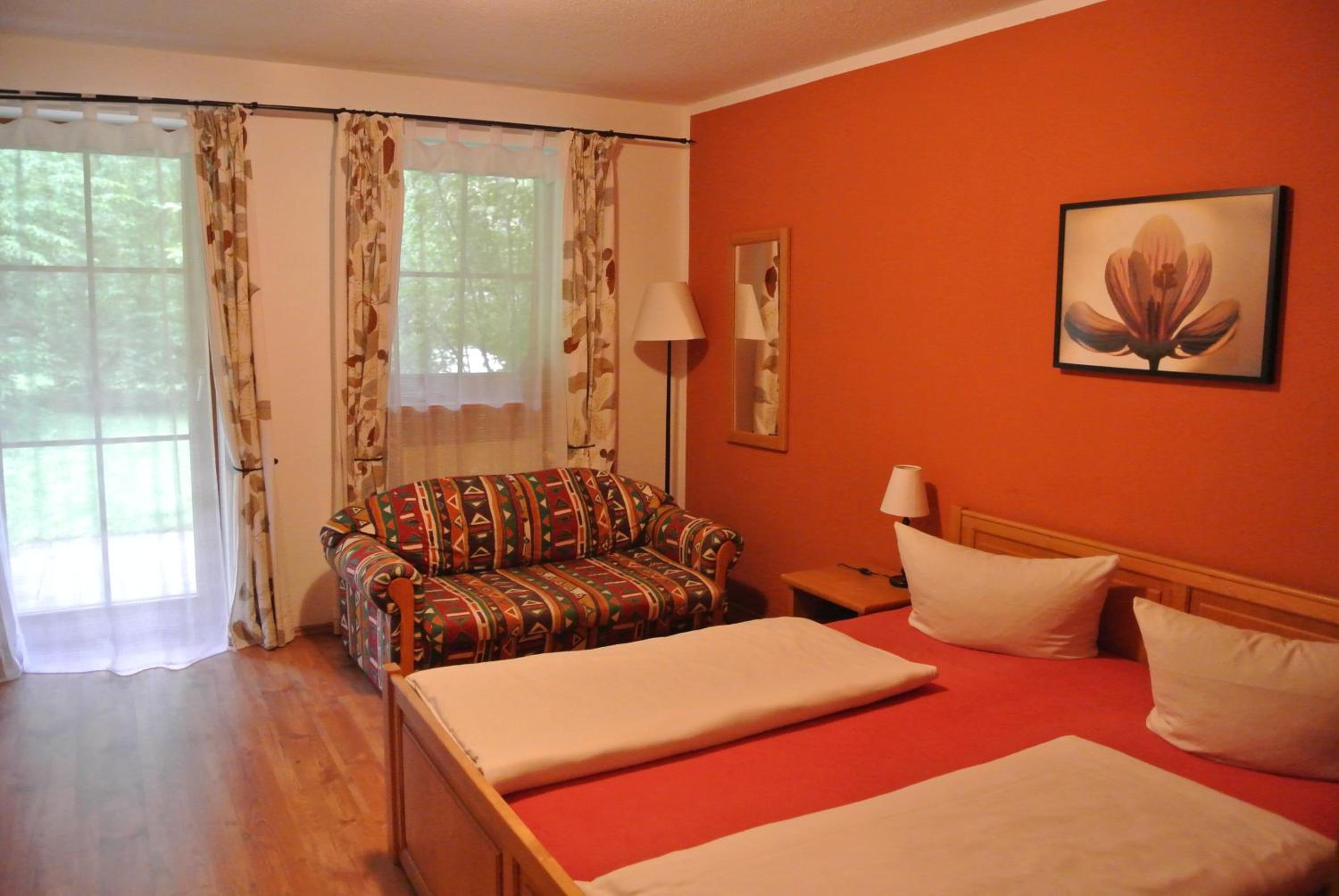 Double Room with Balcony (2 Adults + 1 Child) photo 1