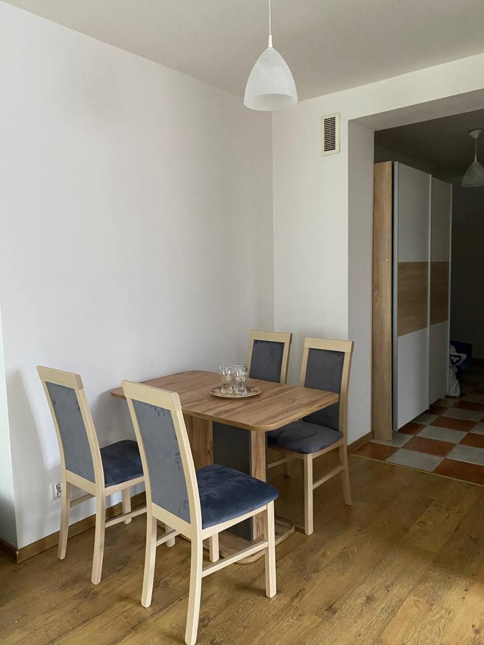 One-Bedroom Apartment - Photo 15