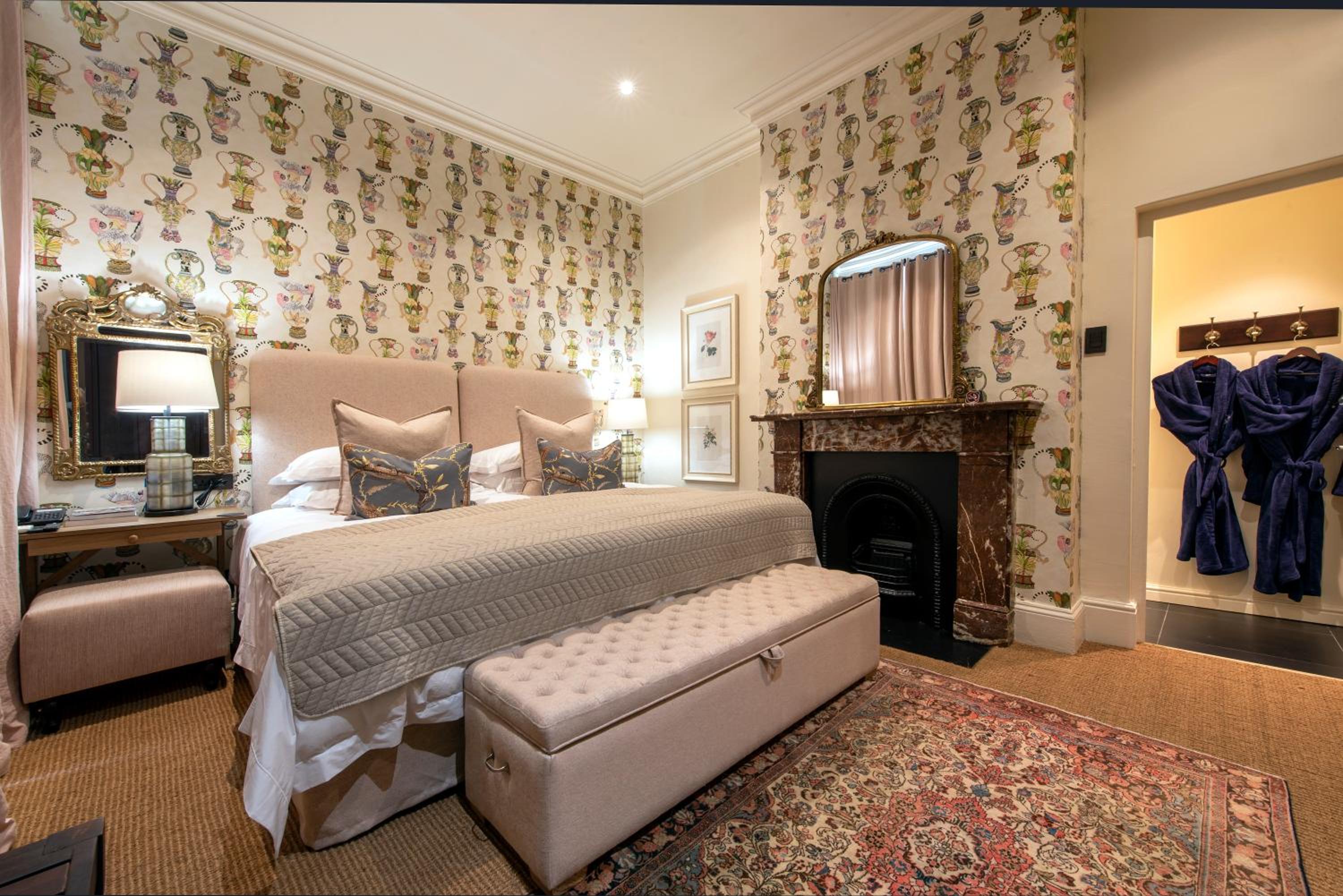 Deluxe Double or Twin Room - Photo 6