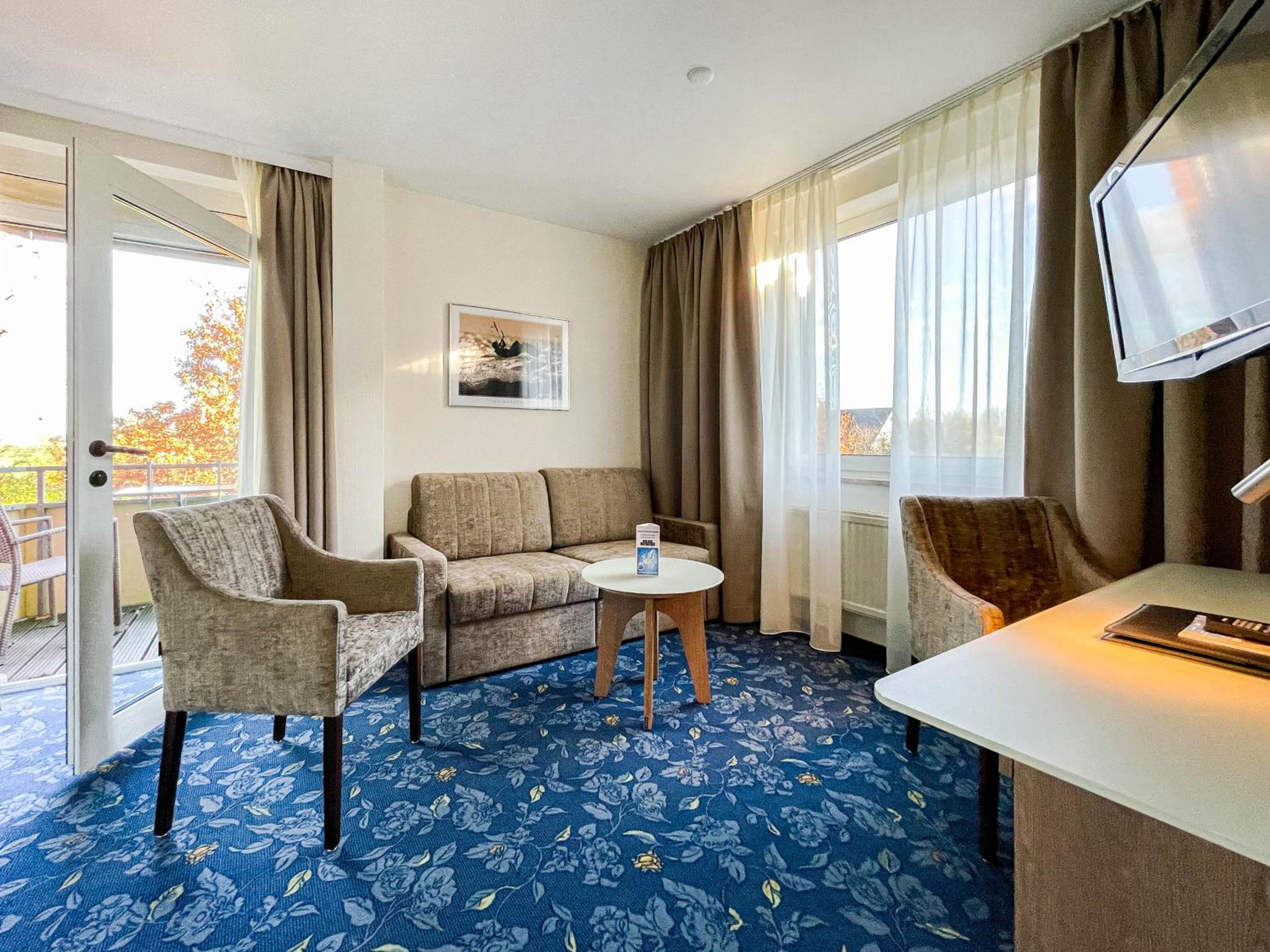 Suite with Balcony photo 2