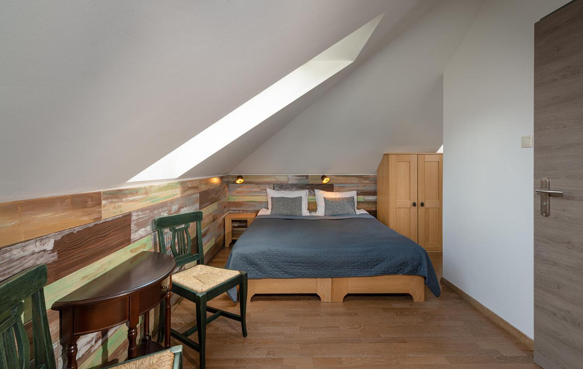 Standard Double or Twin Room - Photo 5