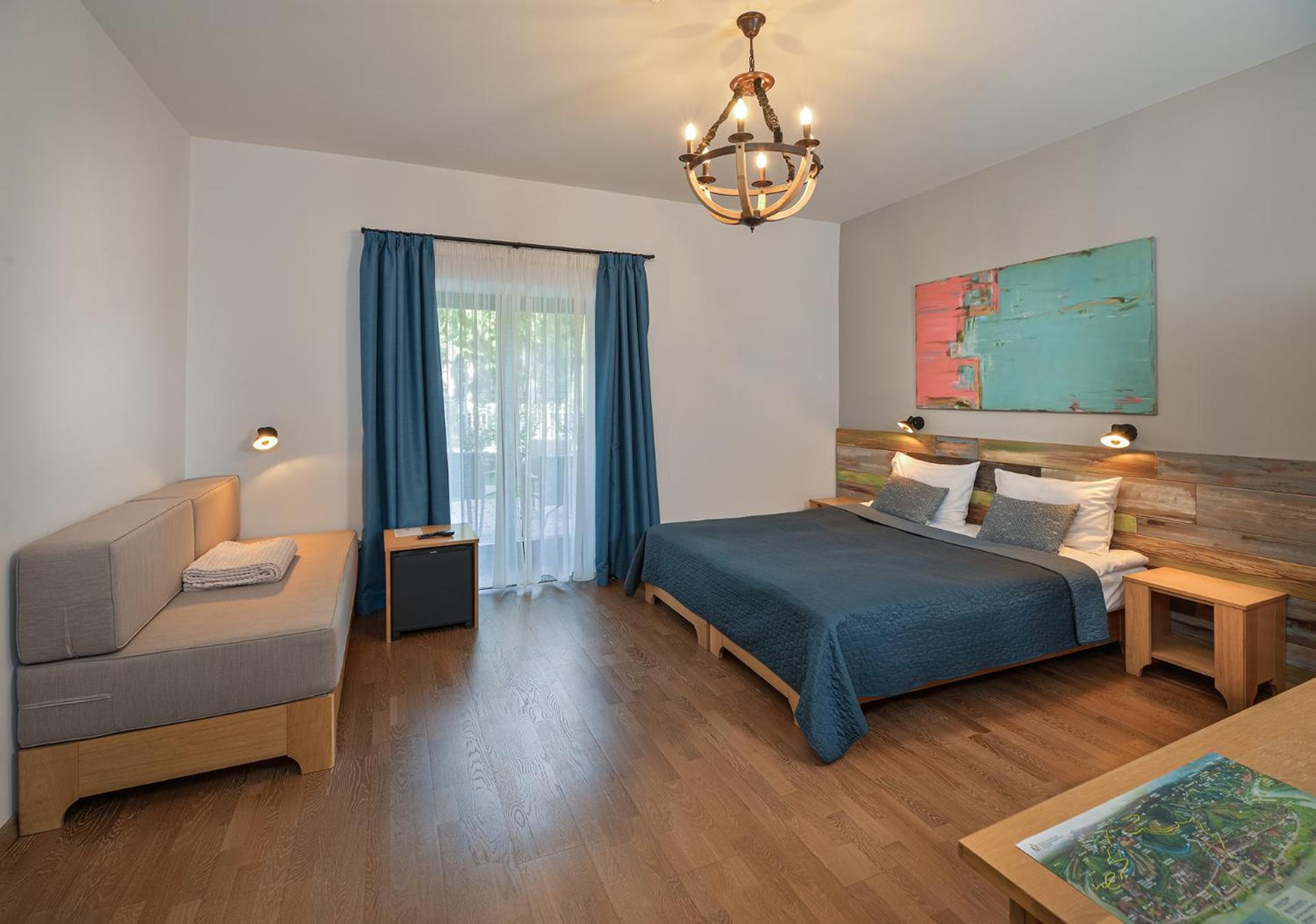 Triple Room with Balcony - Photo 4