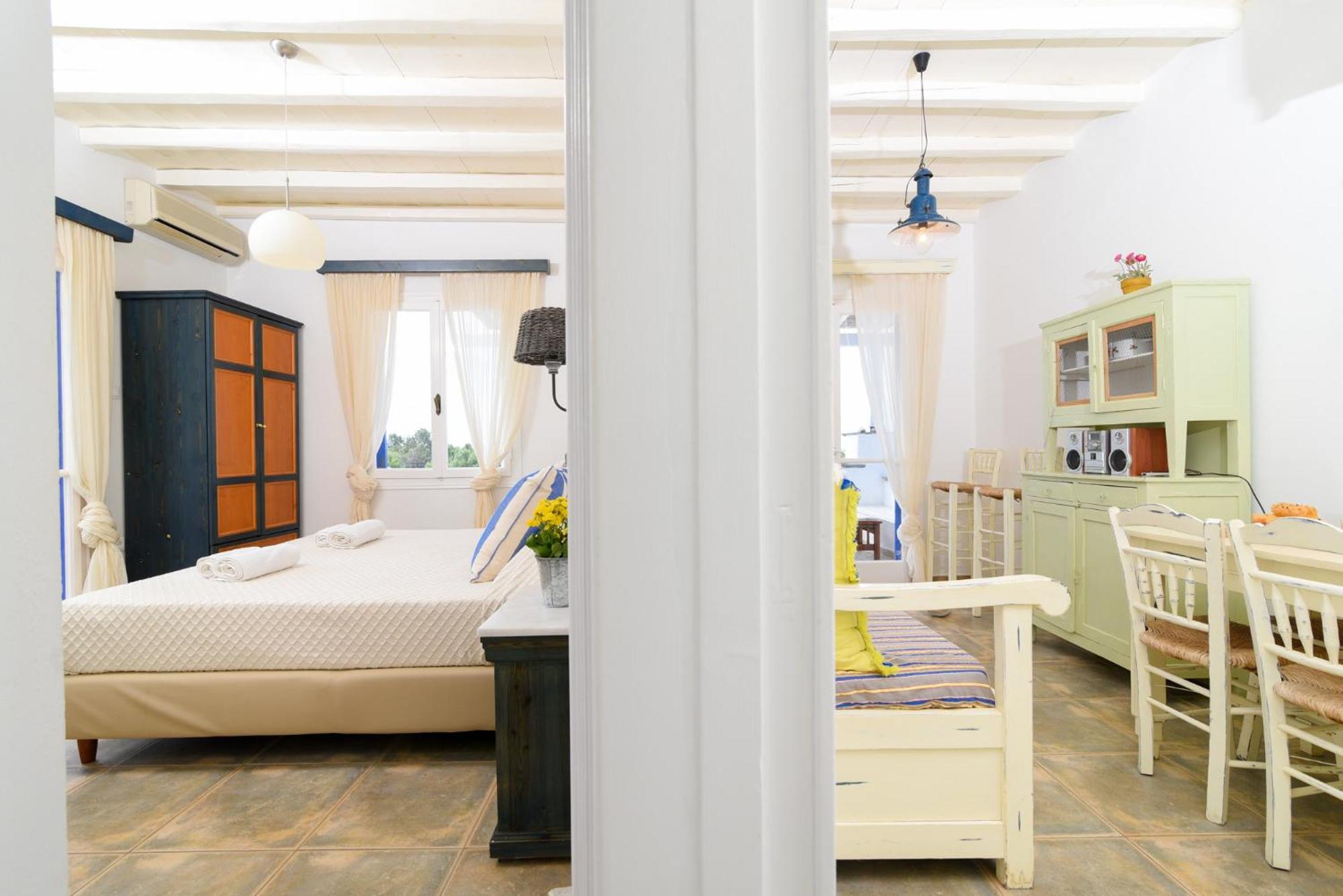 Two-Bedroom Suite - Photo 9