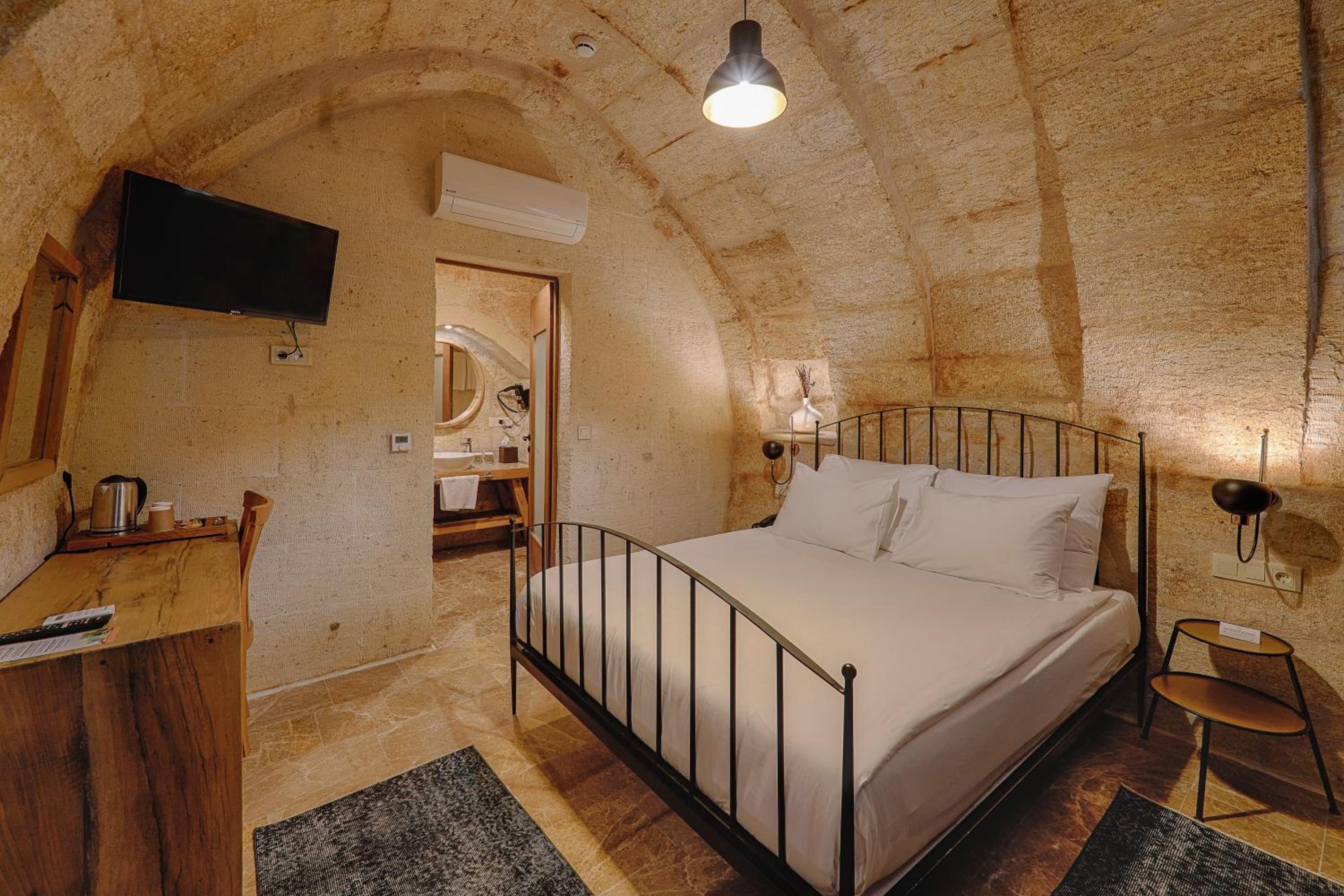 Standard Double Room - Photo 1