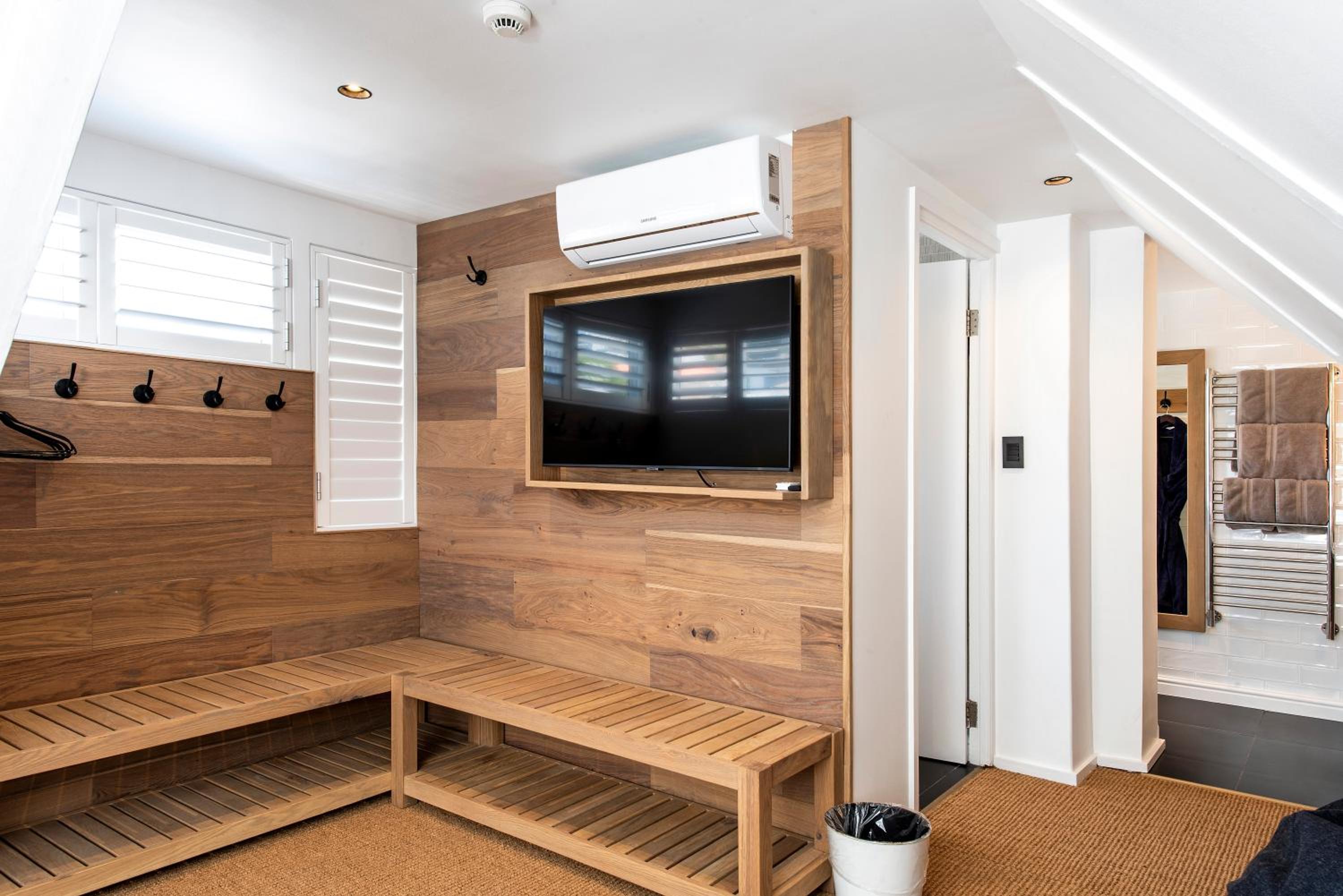 Suite - Photo 4
