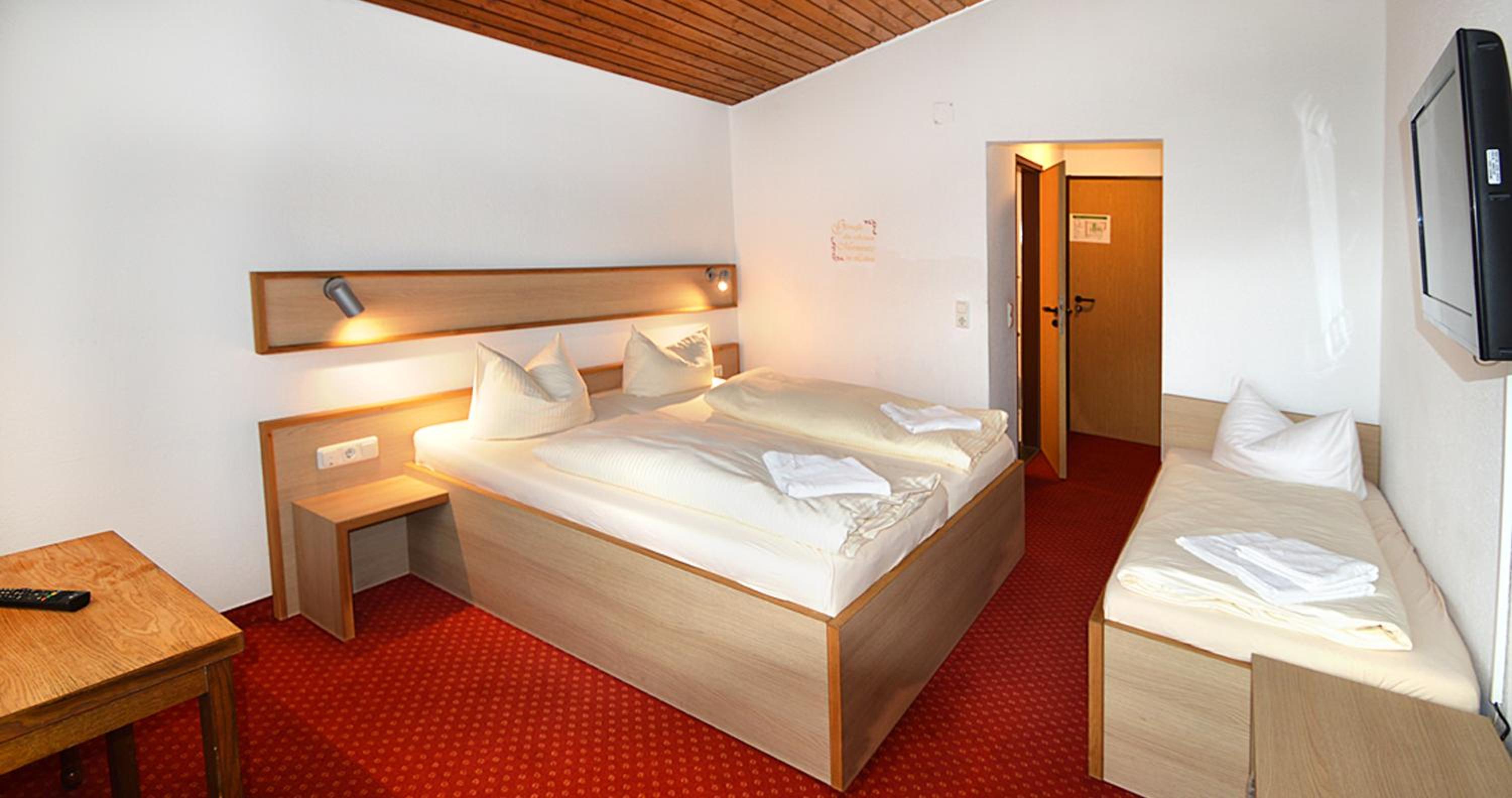 Triple Room photo 2