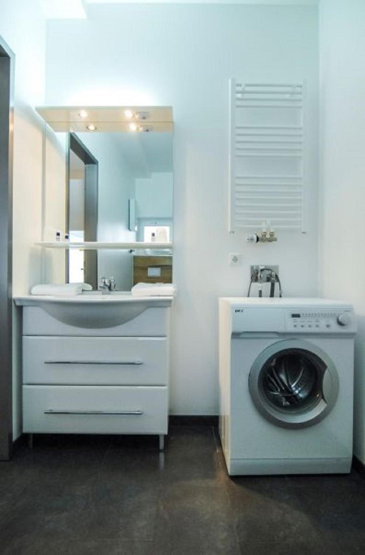 Business Apartment - Photo 11