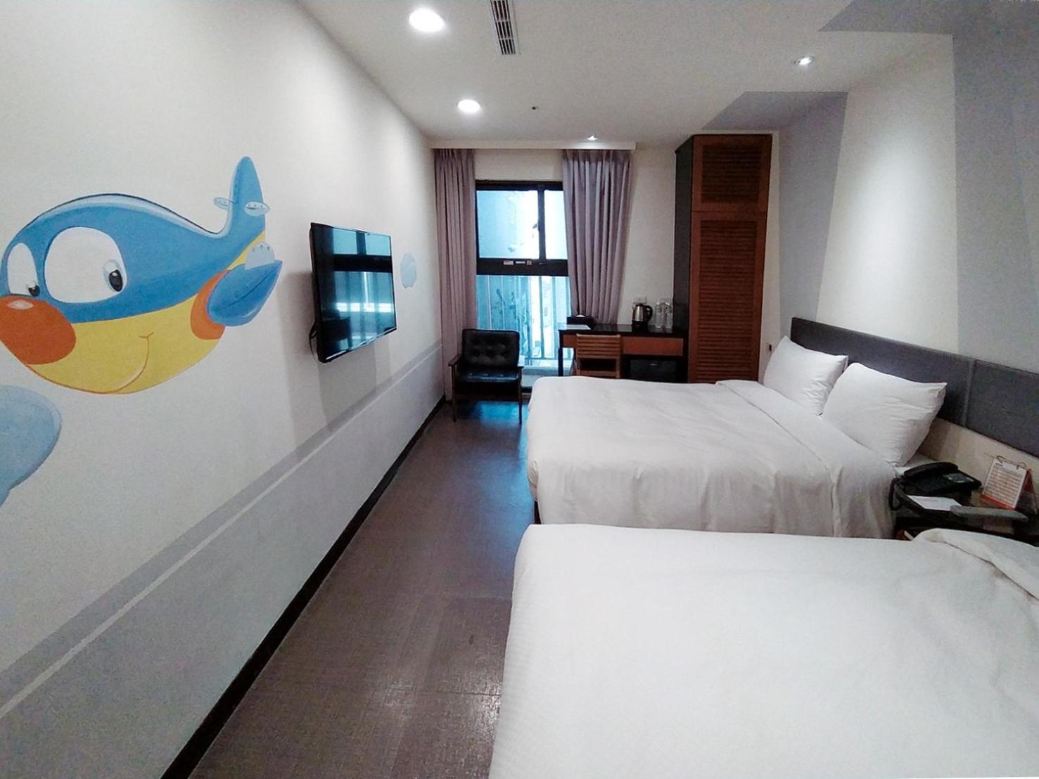 Standard Quadruple Room photo 2