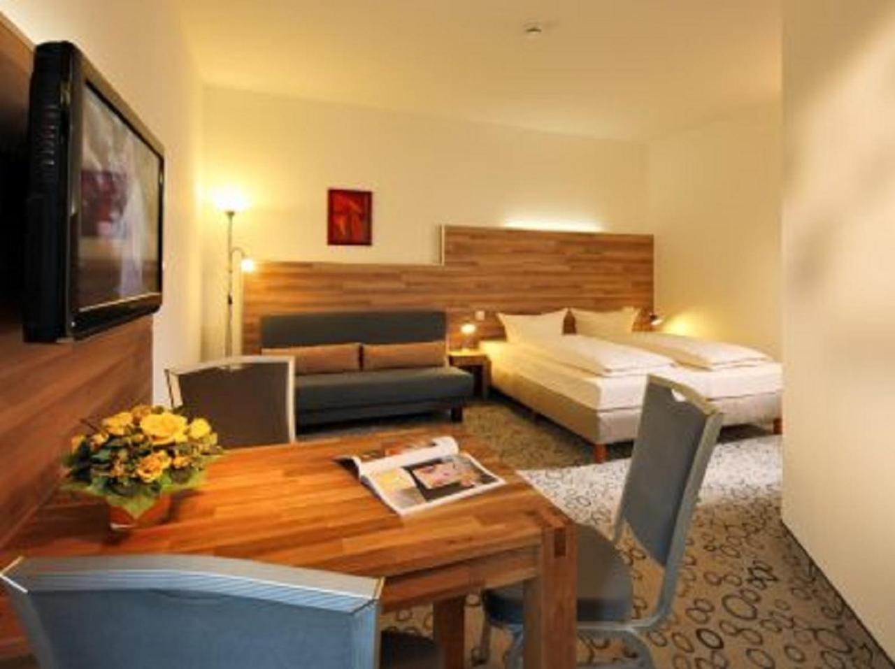 Comfort Apartment - Photo 10