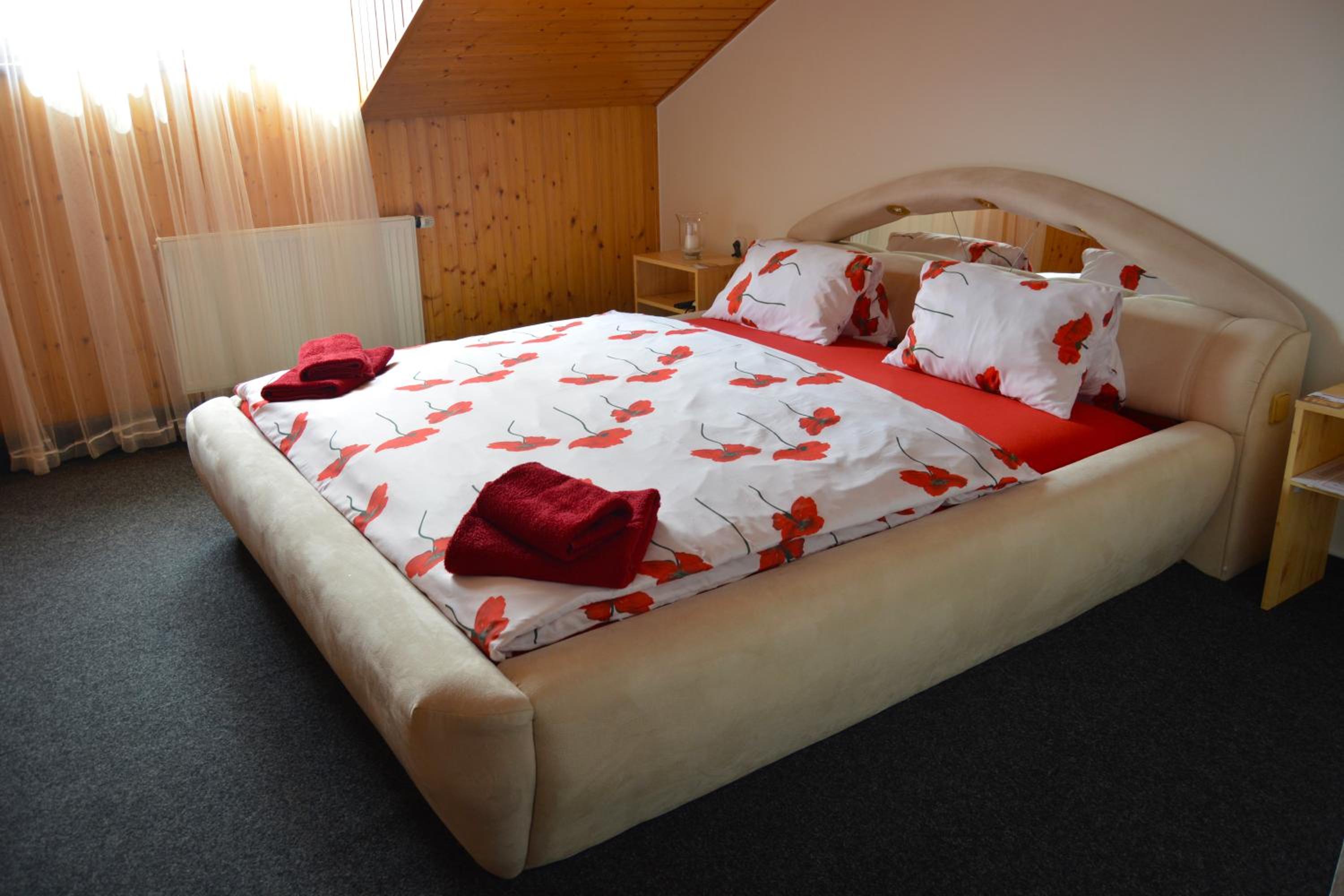 Deluxe Double Room with Spa Bath  - Photo 2