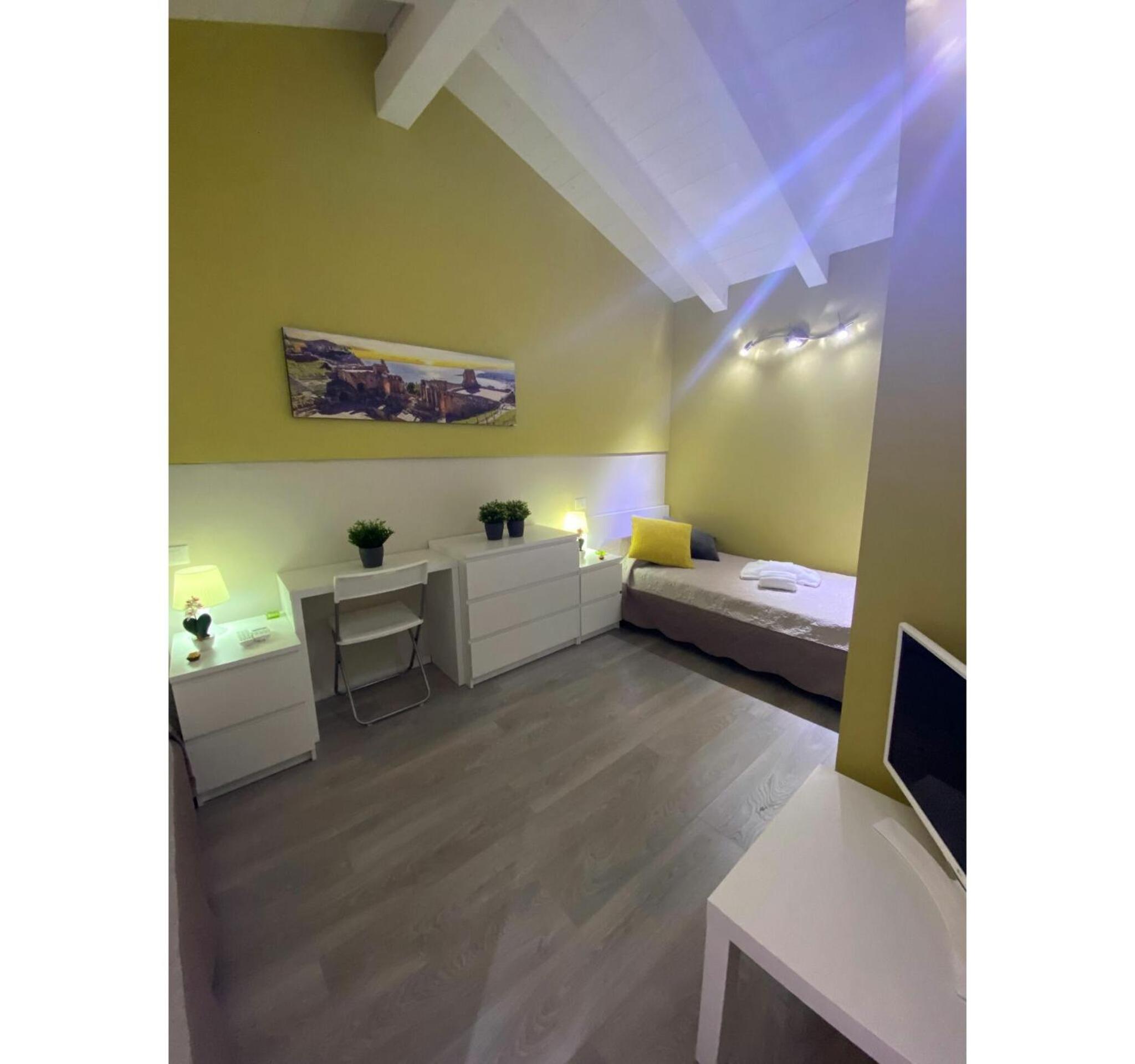 Small Twin Room