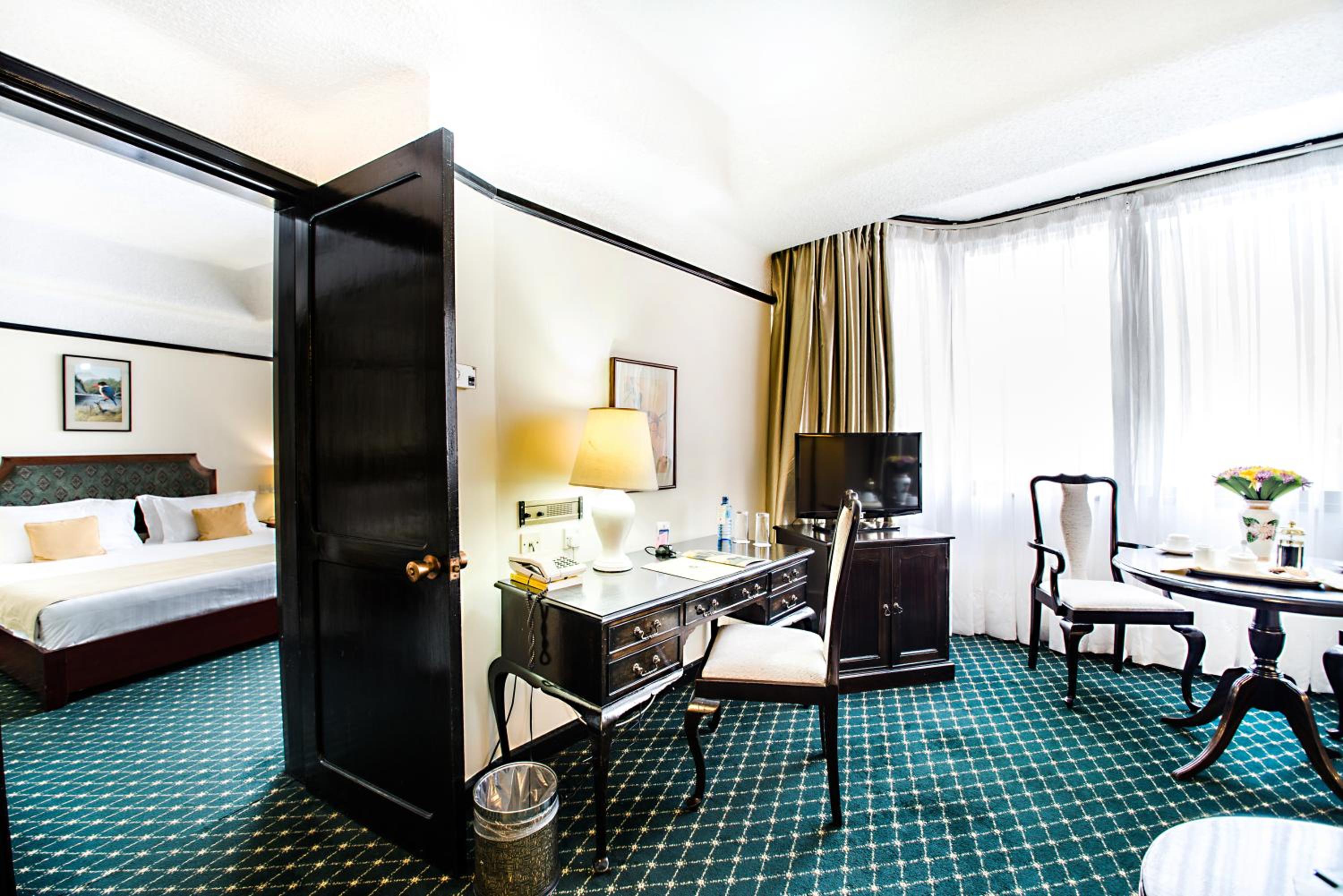 Panoramic Suite - Photo 10