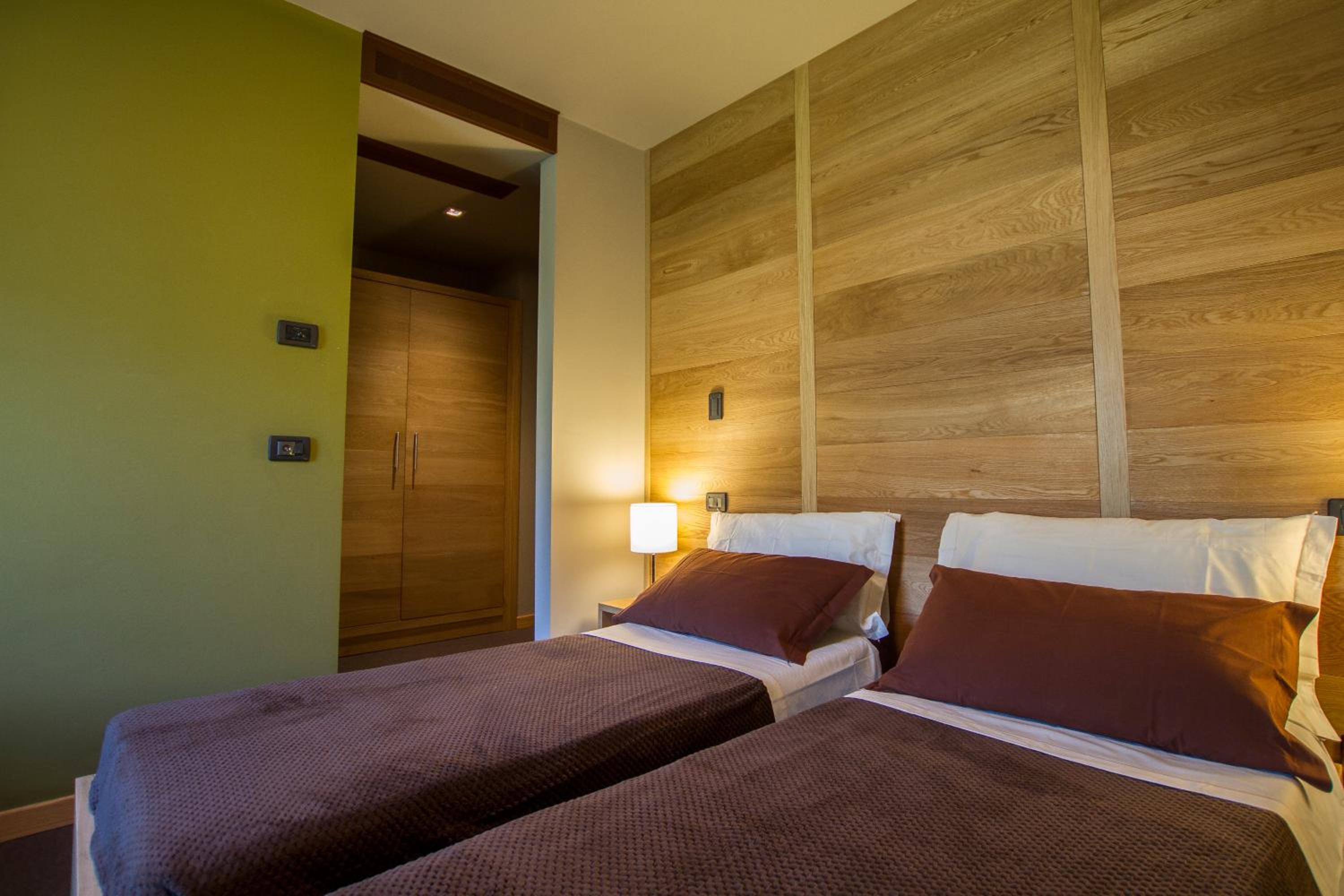 Twin Room - Photo 4