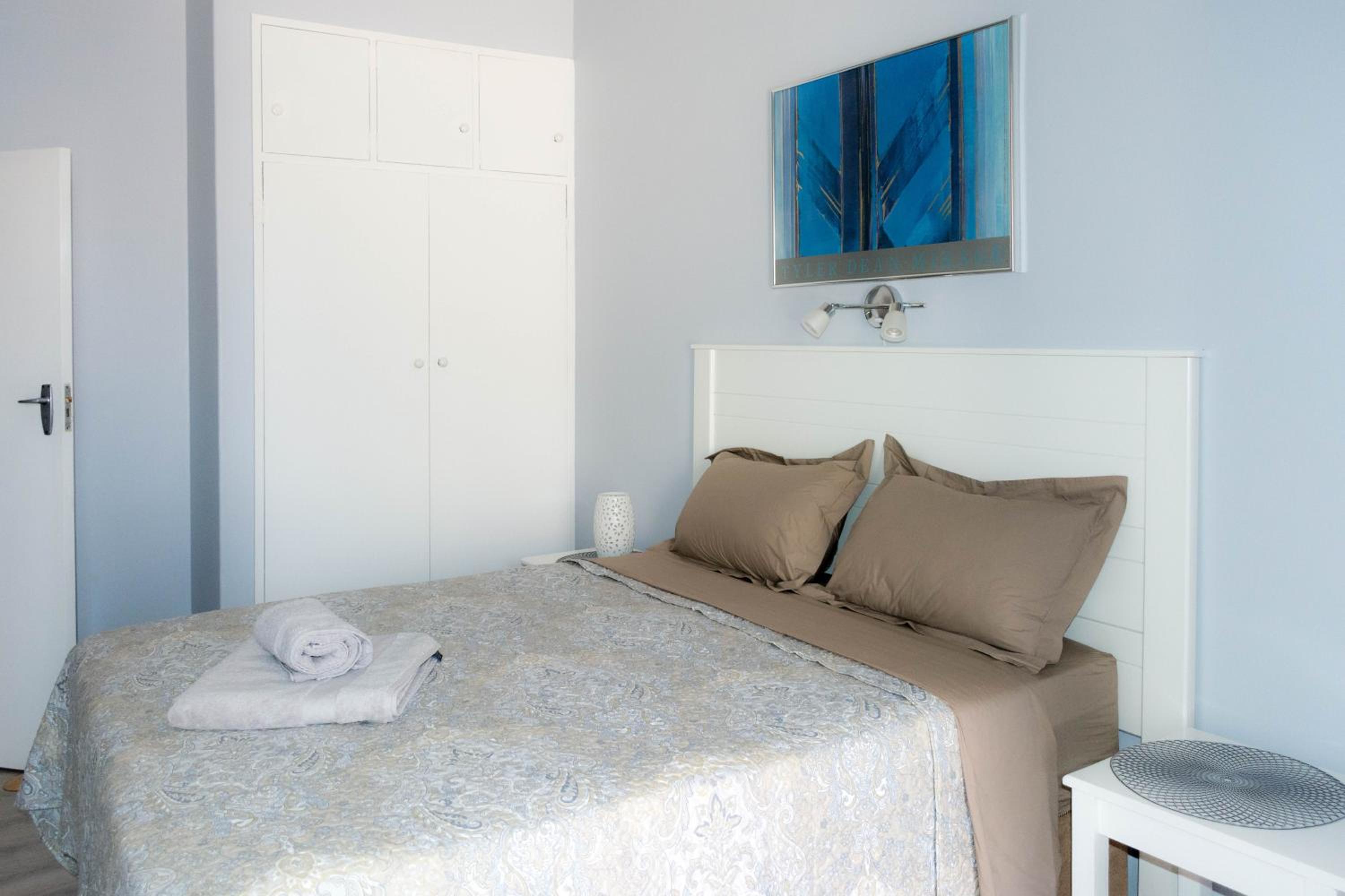 Queen Room photo 1