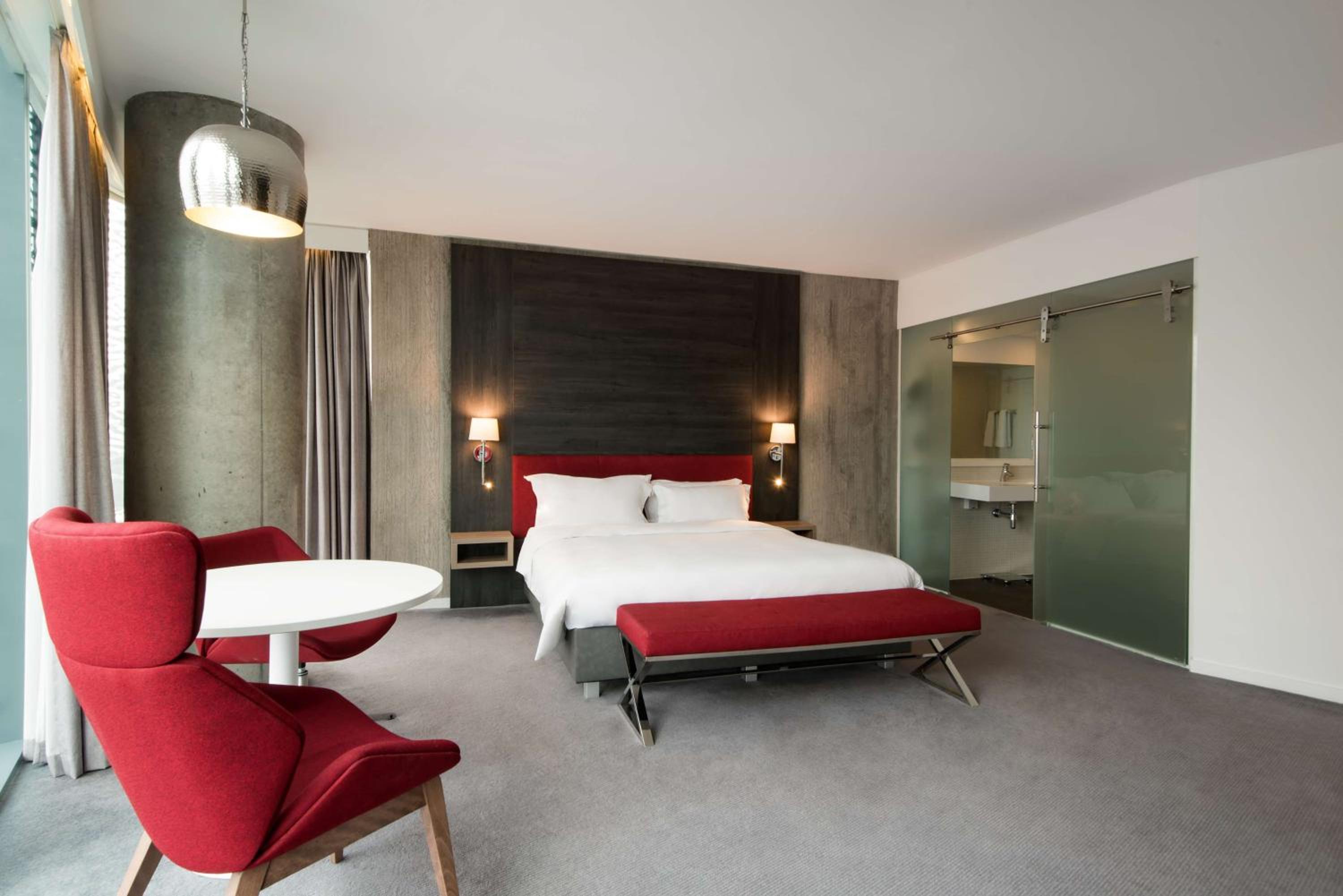 Suite with City View photo 2