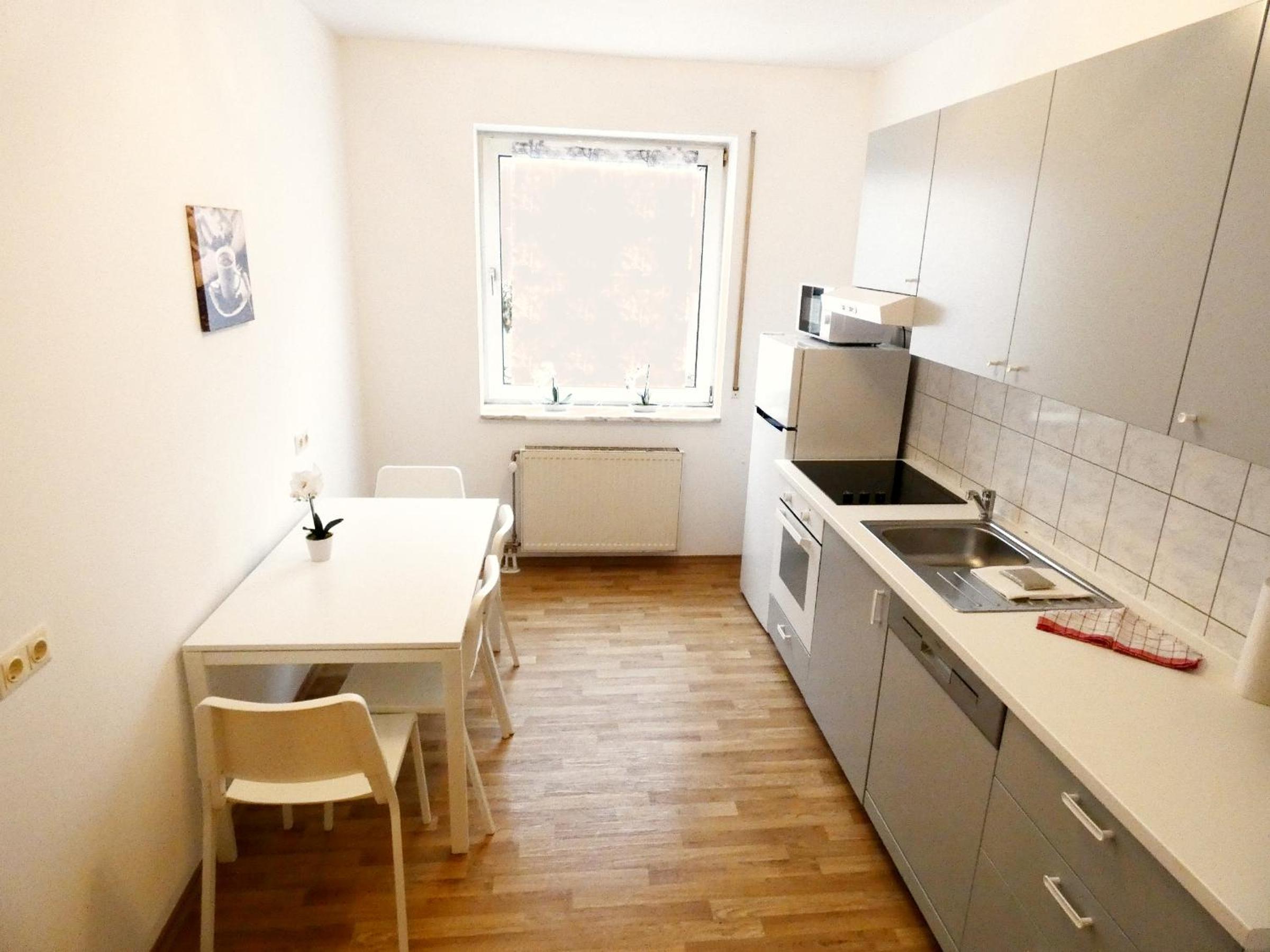 Apartment photo 2