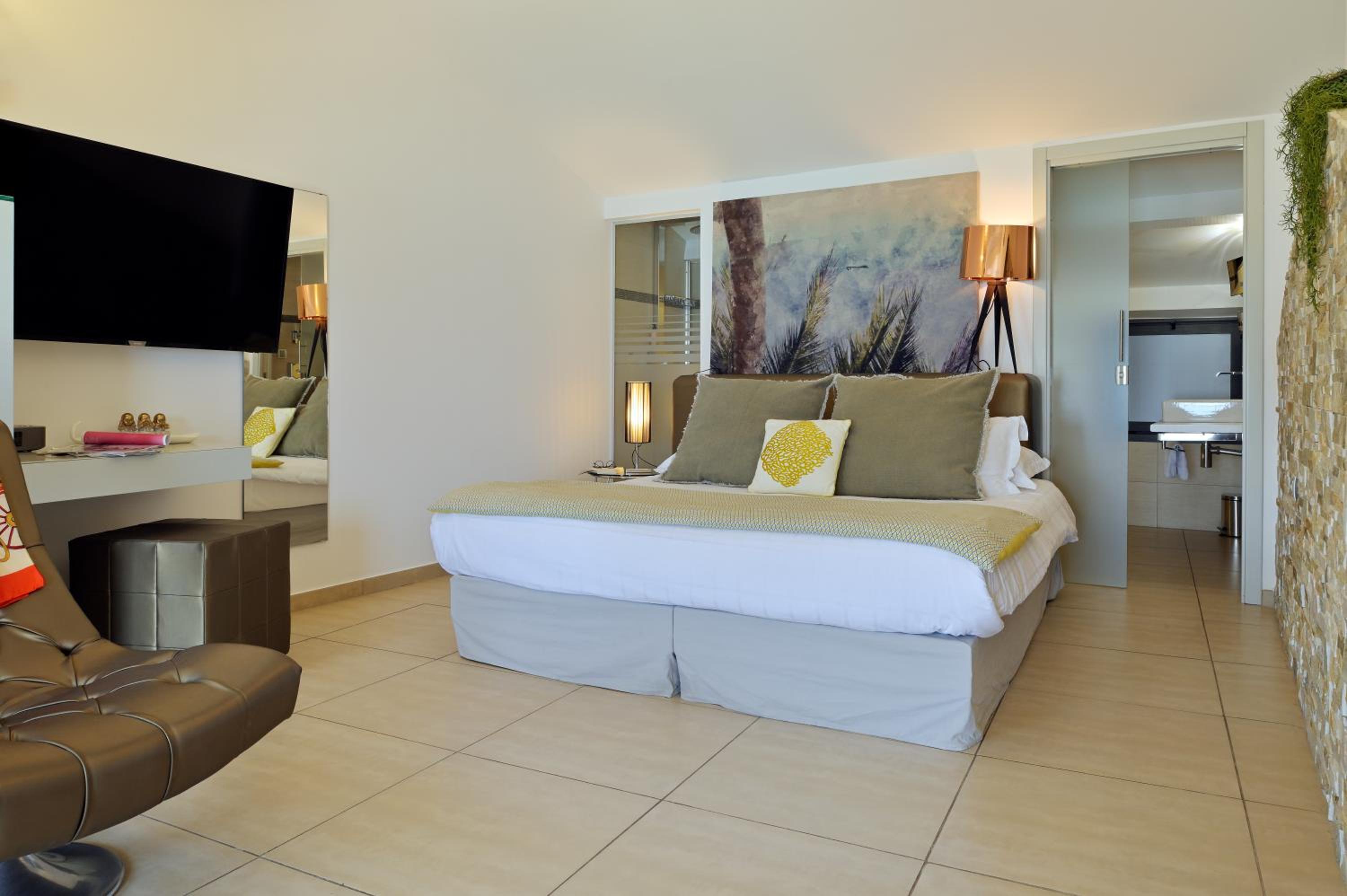 Superior Suite with Sea View photo 1