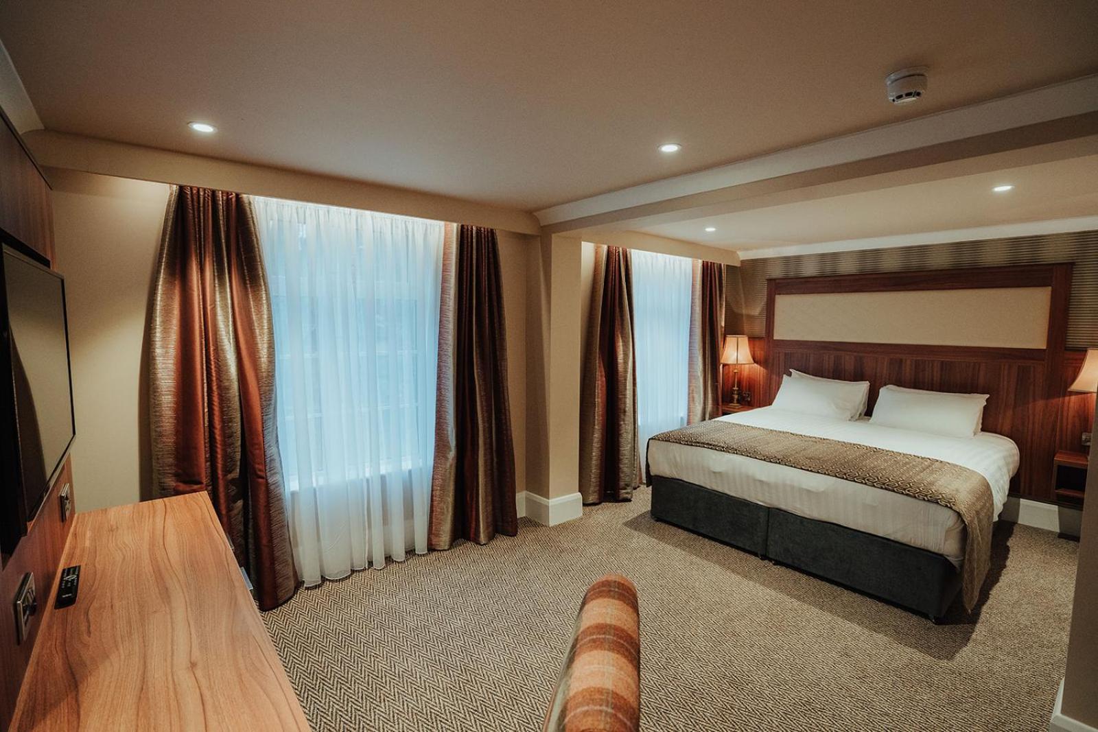 Double Room - Photo 8