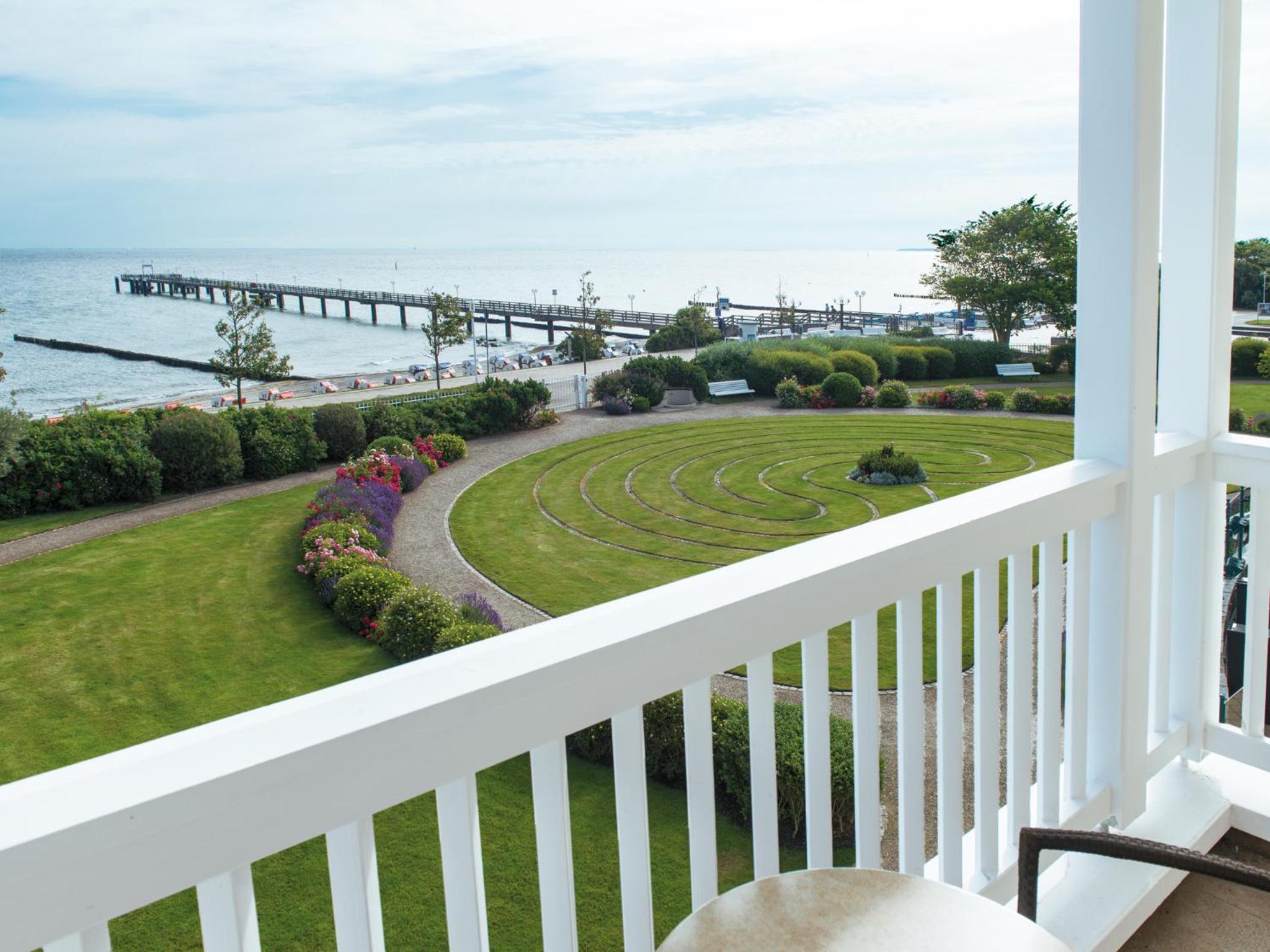 Double Room with Balcony and Sea View photo 2