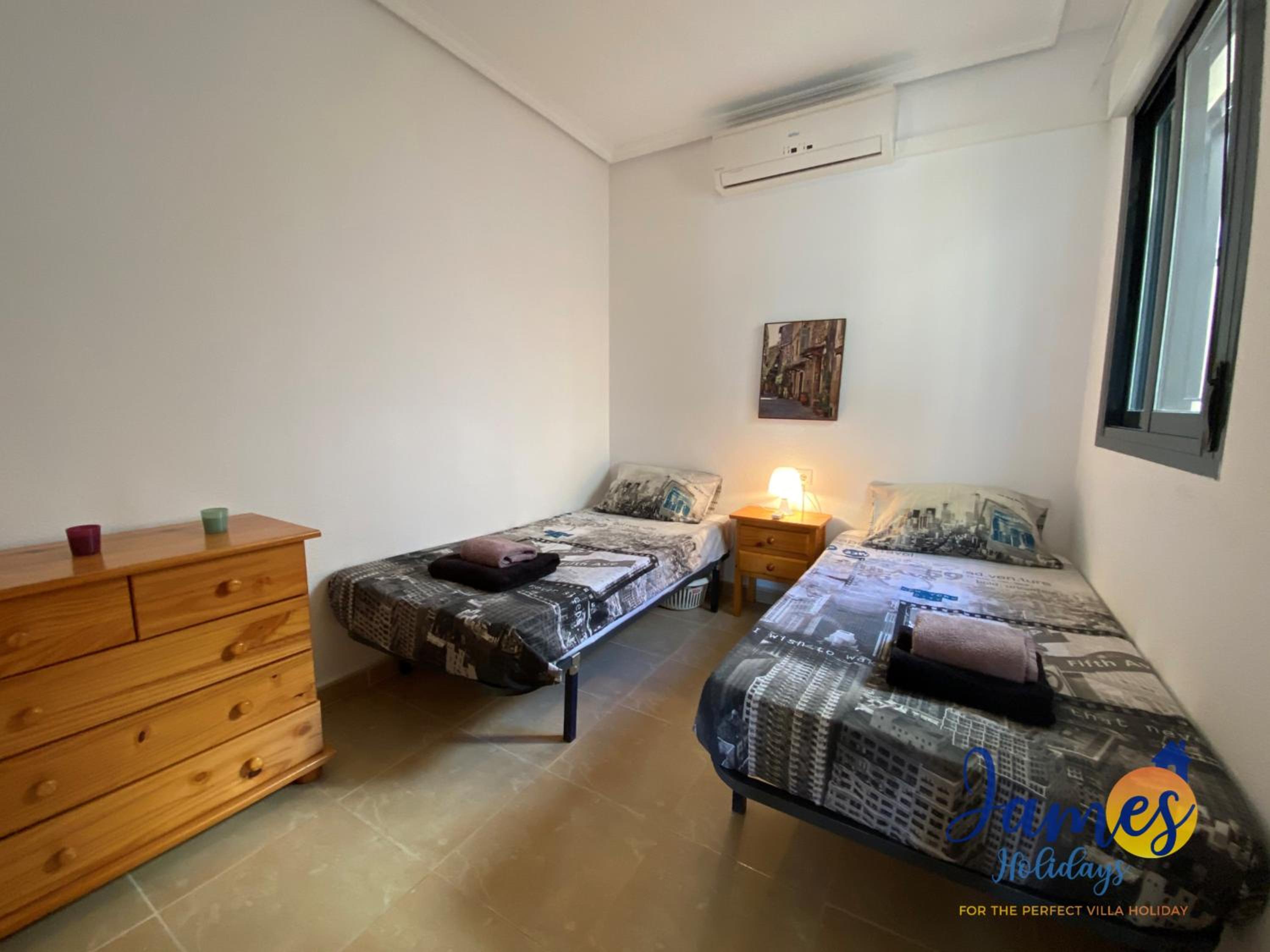 Villa de Tres Habitaciones