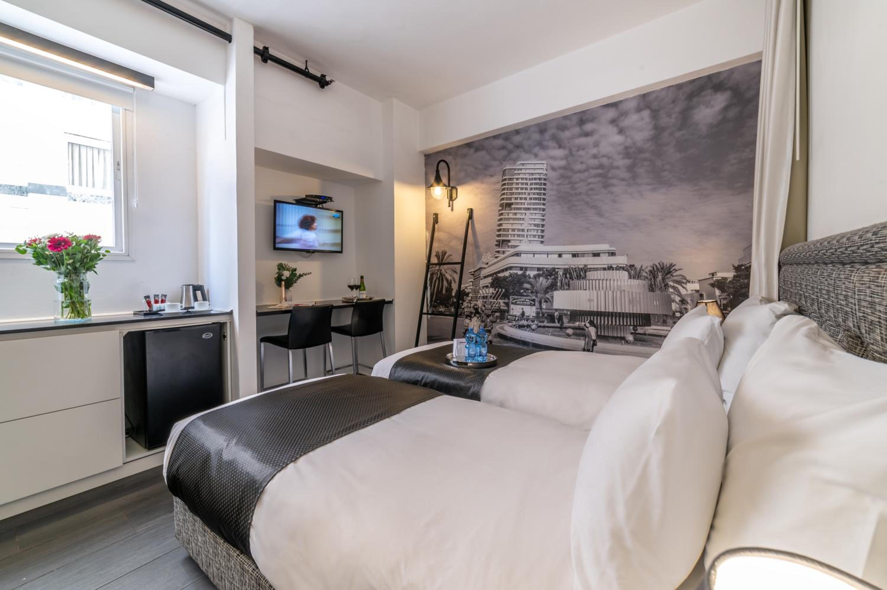Classic Twin Room