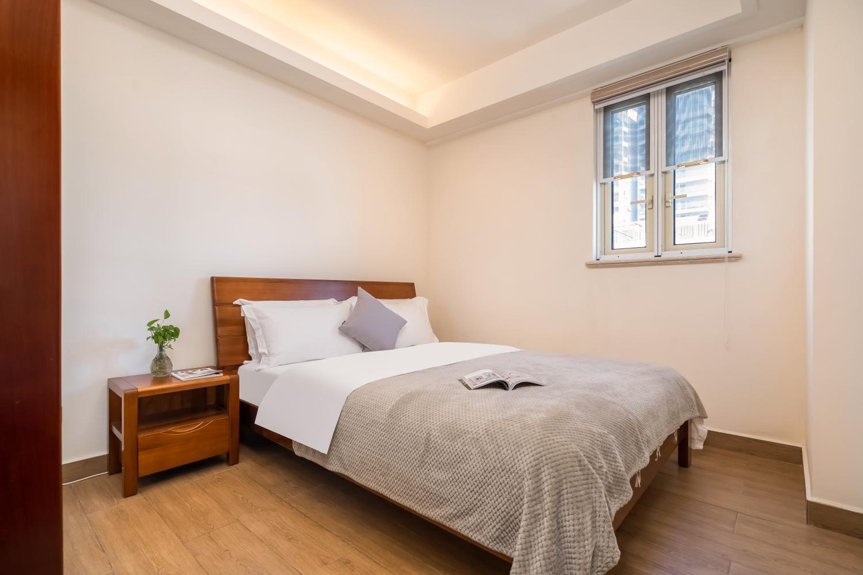 Two-Bedroom Apartment with Sea View - Photo 12