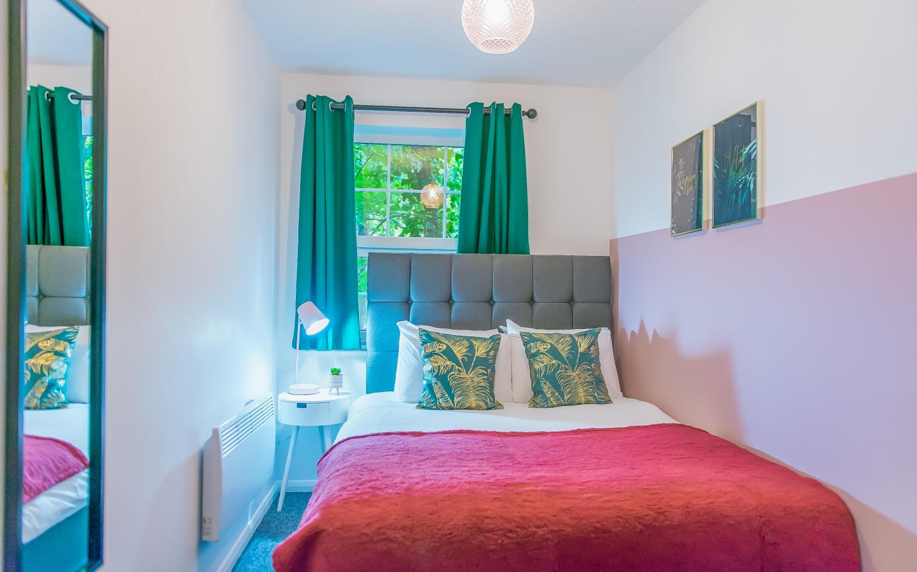 Two-Bedroom Apartment - Photo 24