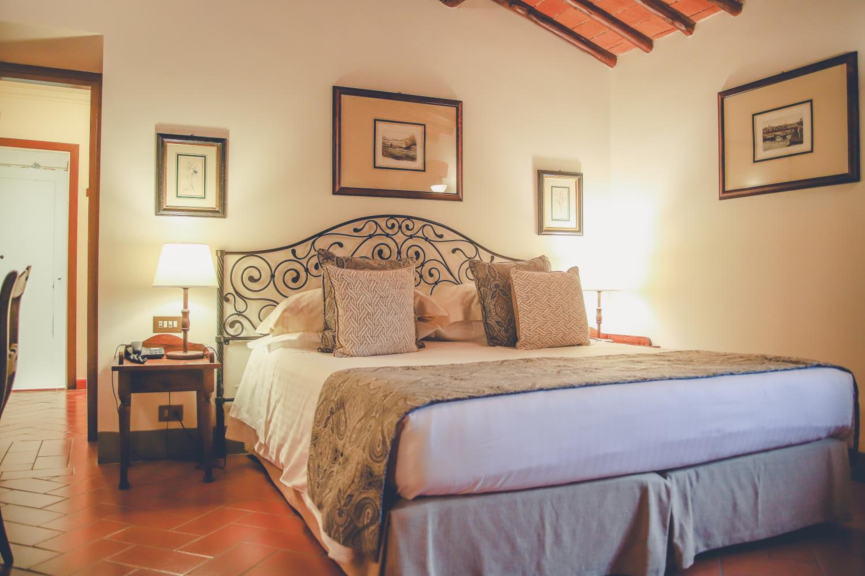 Double Room - Photo 2
