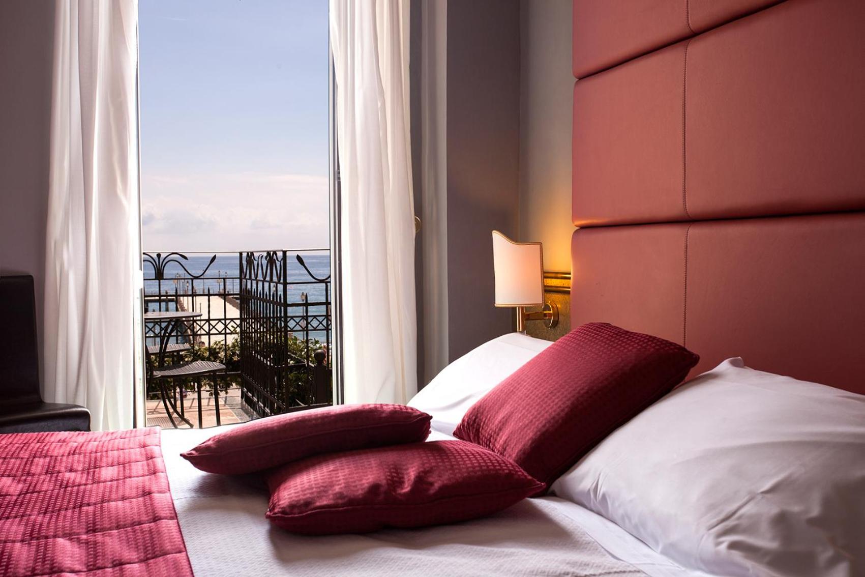 Comfort Double or Twin Room with Sea View - SPA Package photo 3