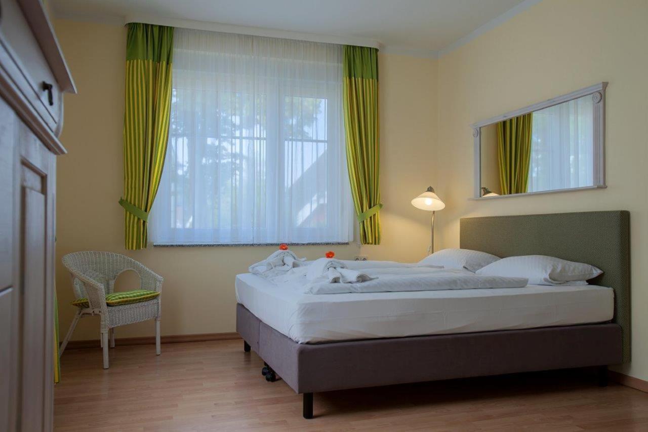 One Room Apartment - Lake Side photo 2
