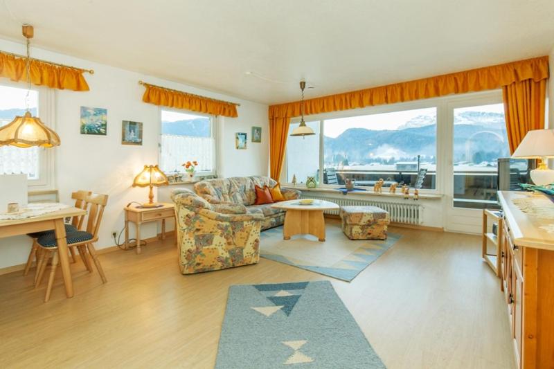 Apartment with Balcony photo 1