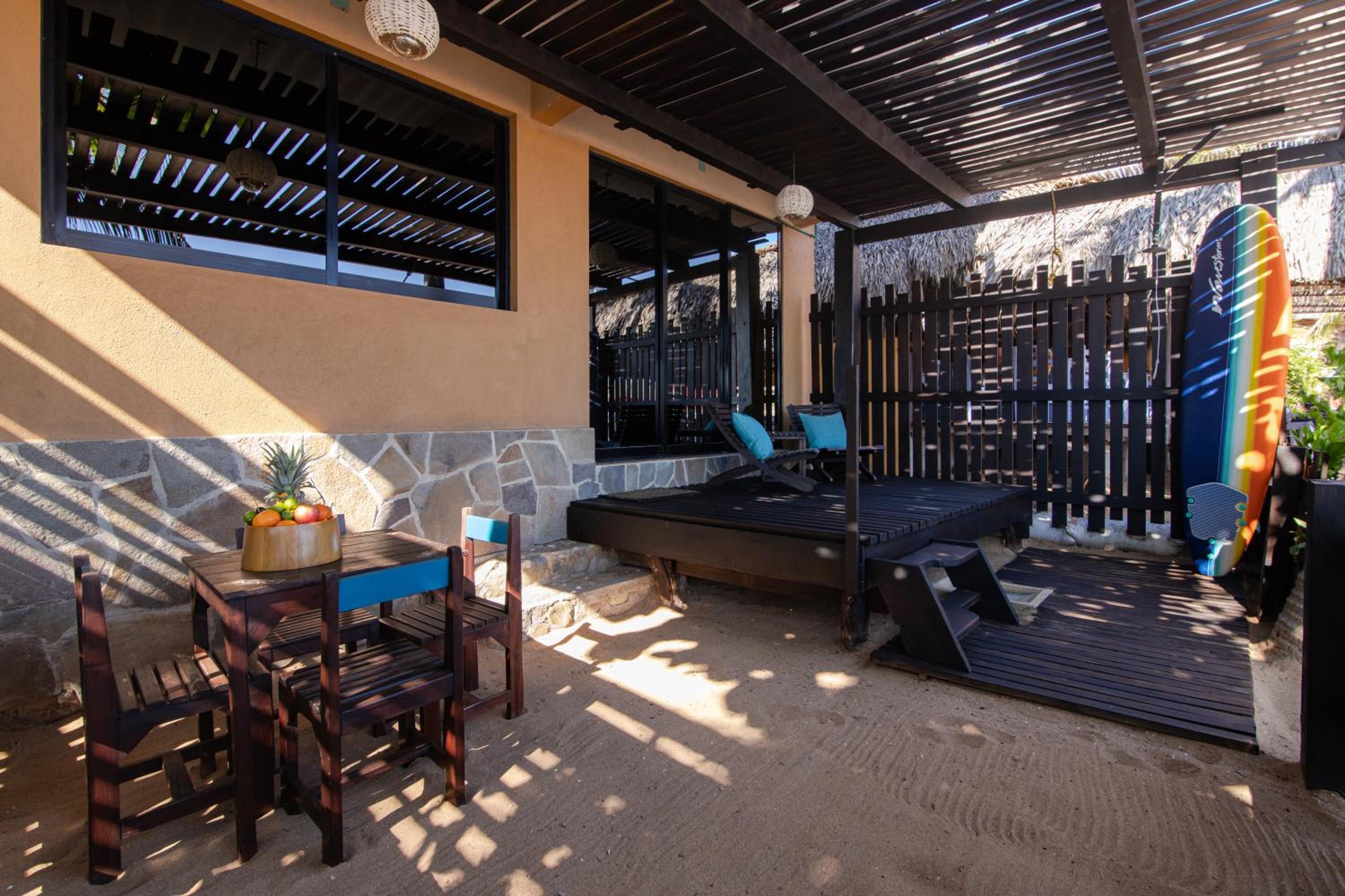 Apartment with Sea View - Photo 2
