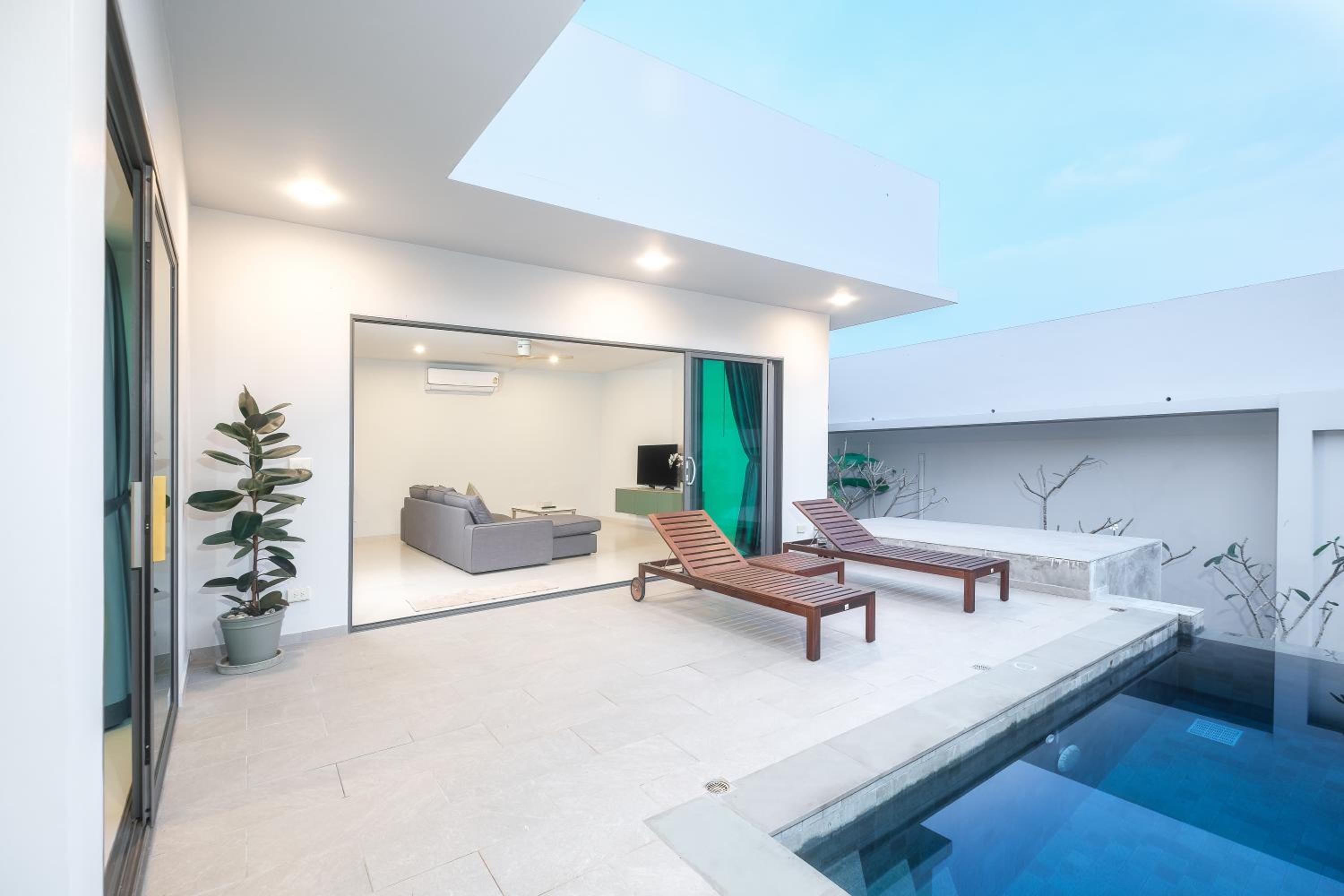 One-Bedroom Villa photo 2