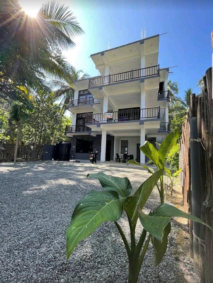 Deluxe Double Room with Balcony and Sea View