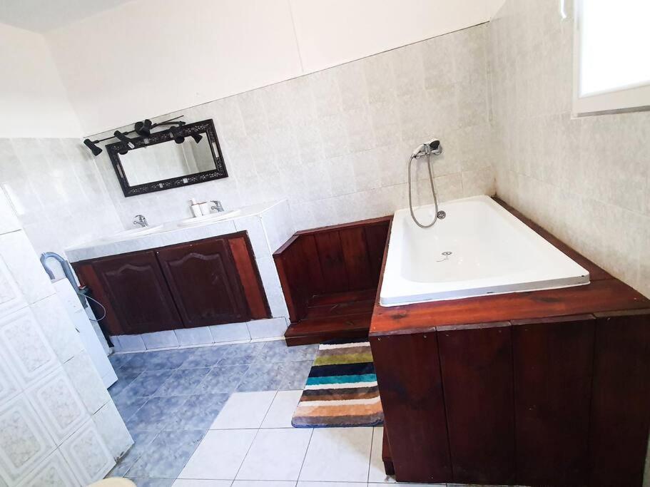 Three-Bedroom Villa photo 2
