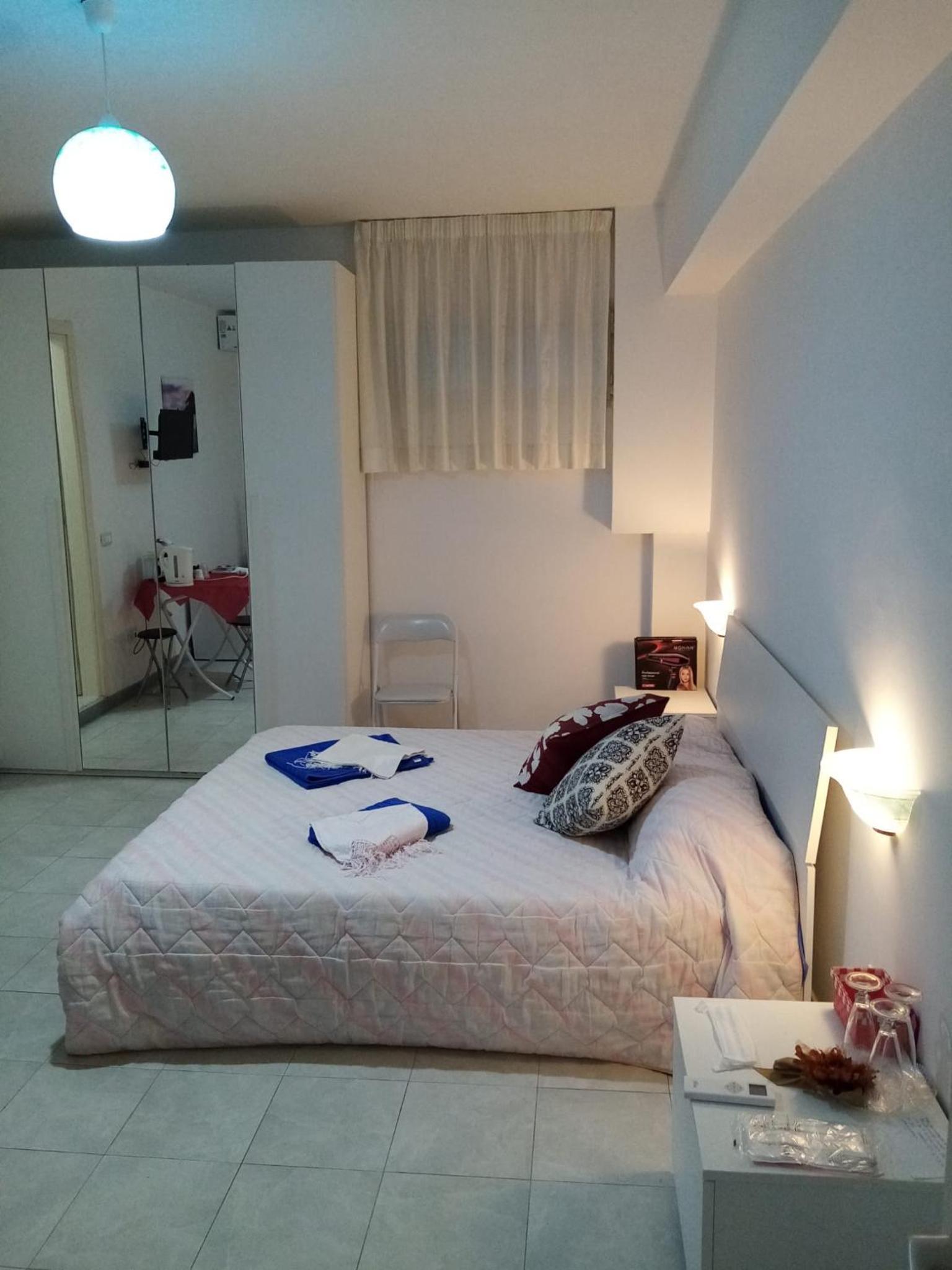 Double Room with Extra Bed - Photo 21