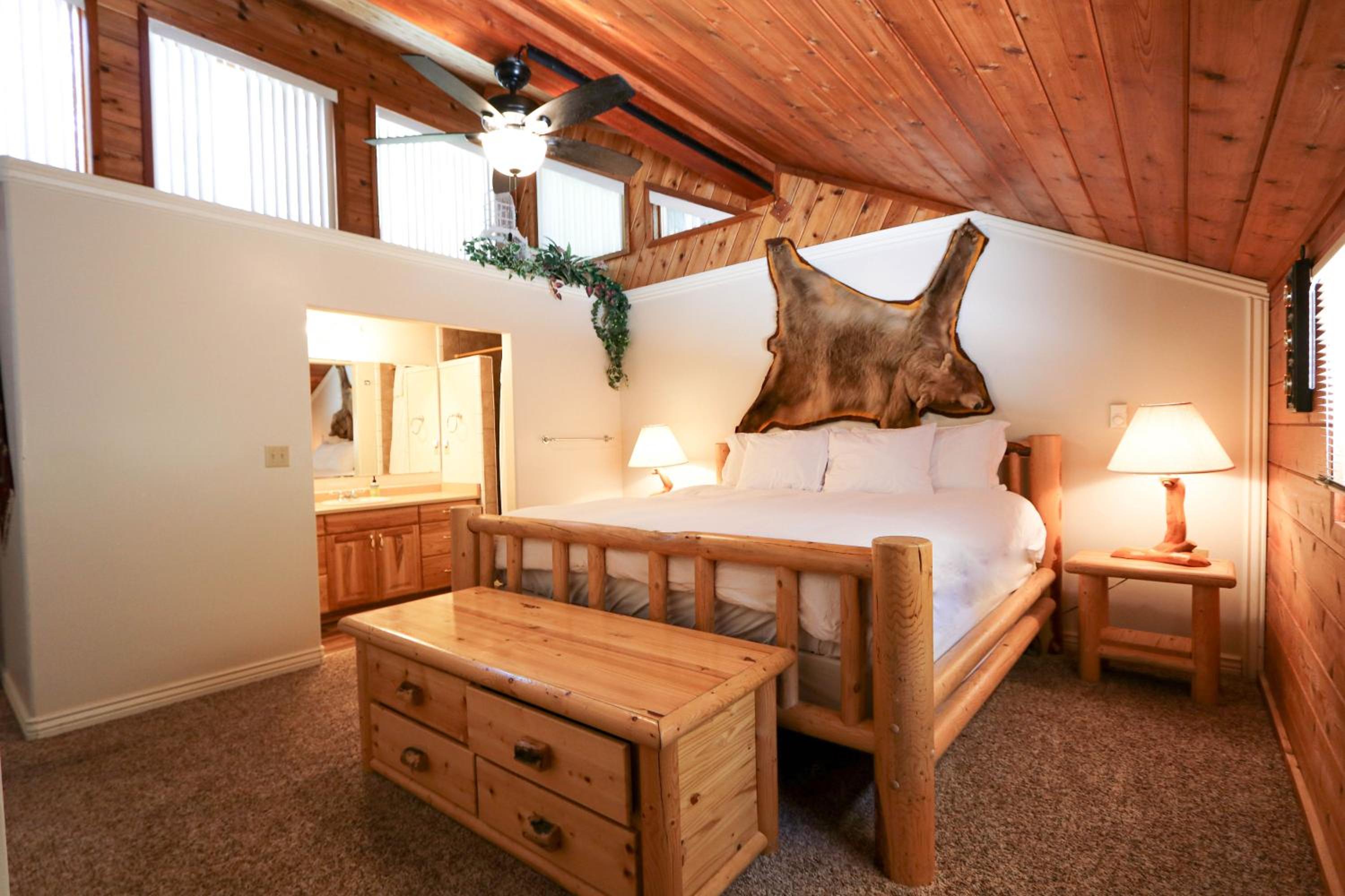 Three-Bedroom House photo 1