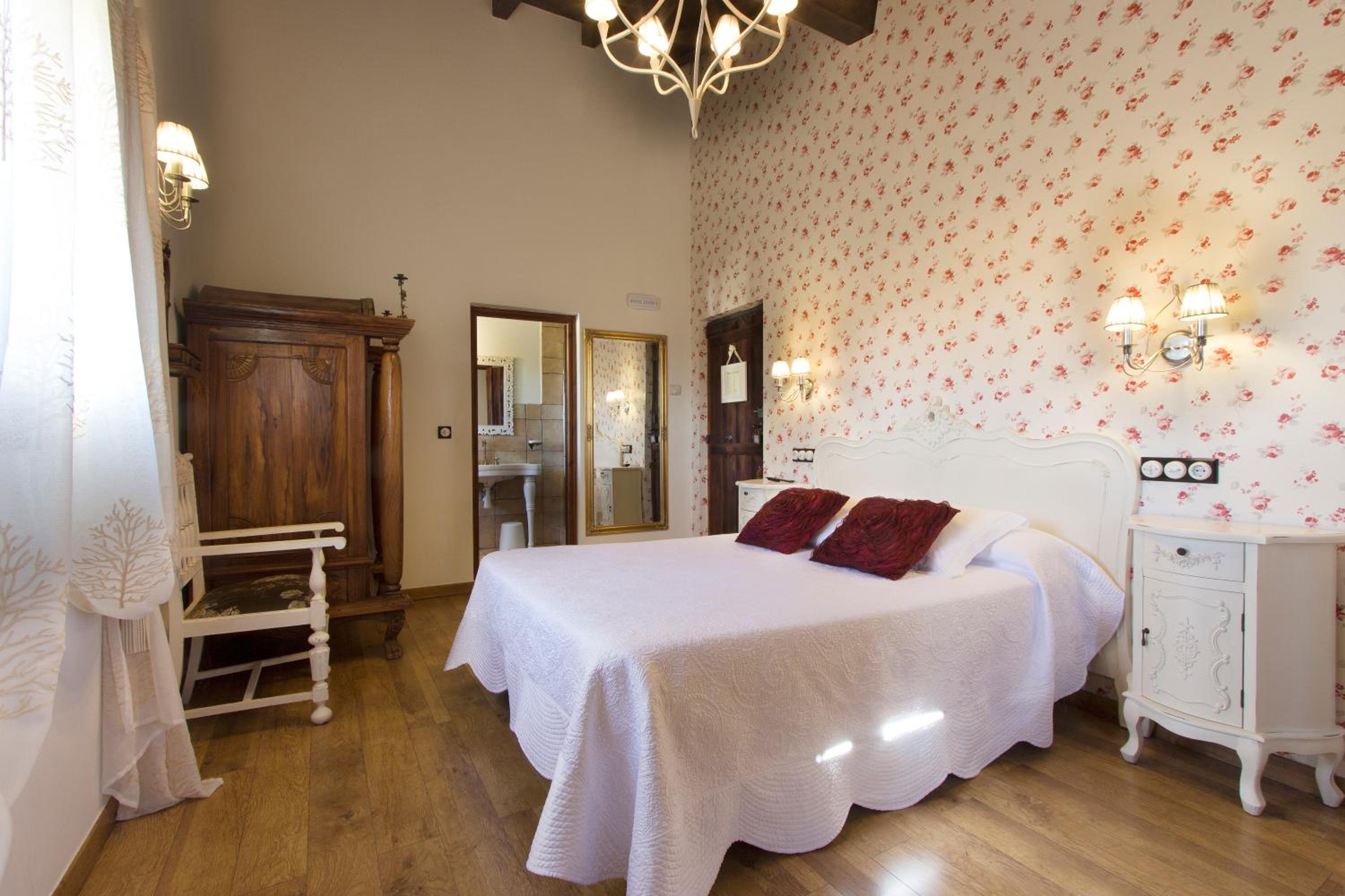 Double Room - Photo 1