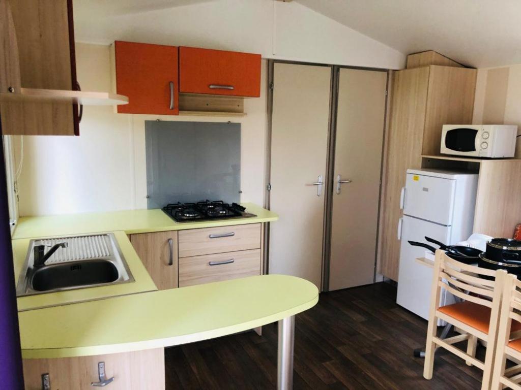 Mobile Home Venus (4 persons) photo 3