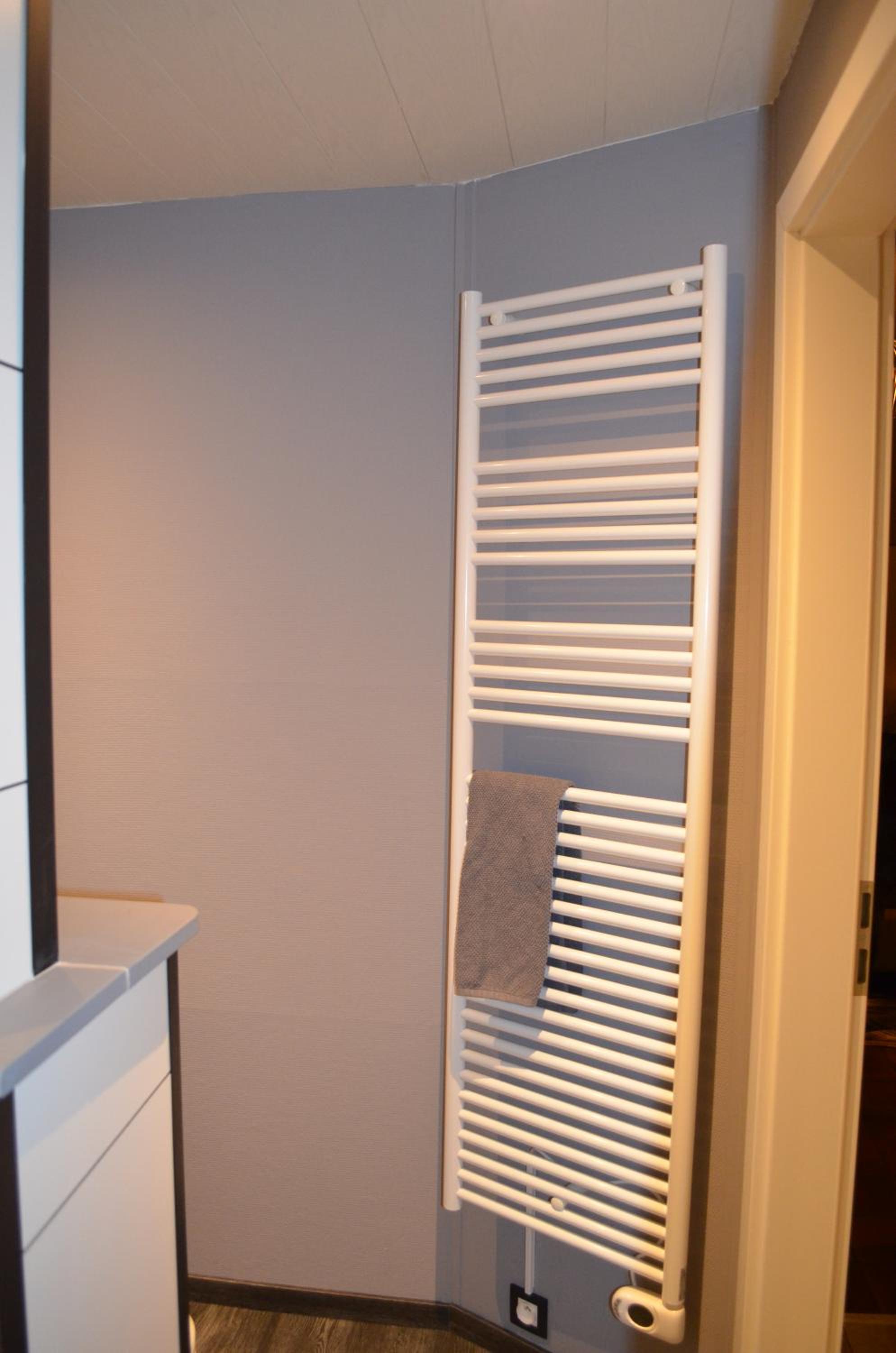 One-Bedroom Apartment - Photo 14
